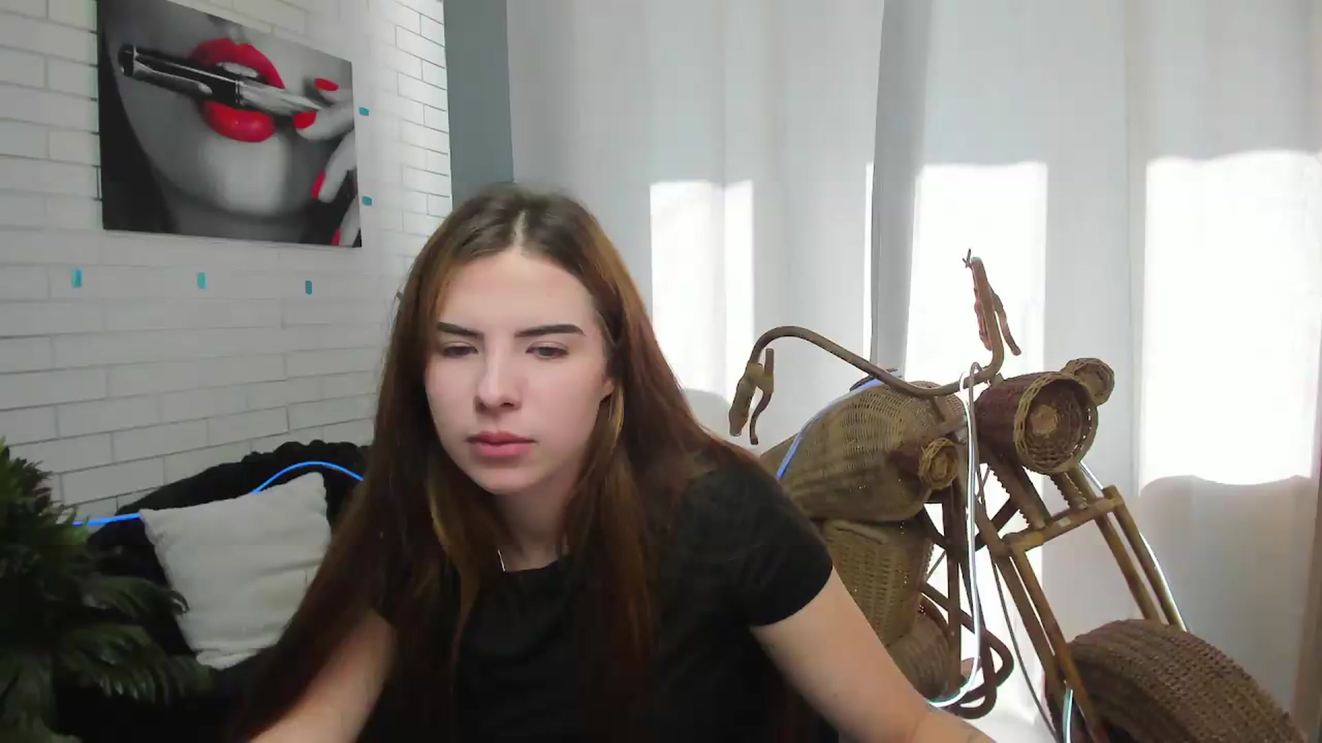 Gallery image thumbnail from KiraVane's myfreecams stream on, 09/10/2026, 07:27 image 6 of 20