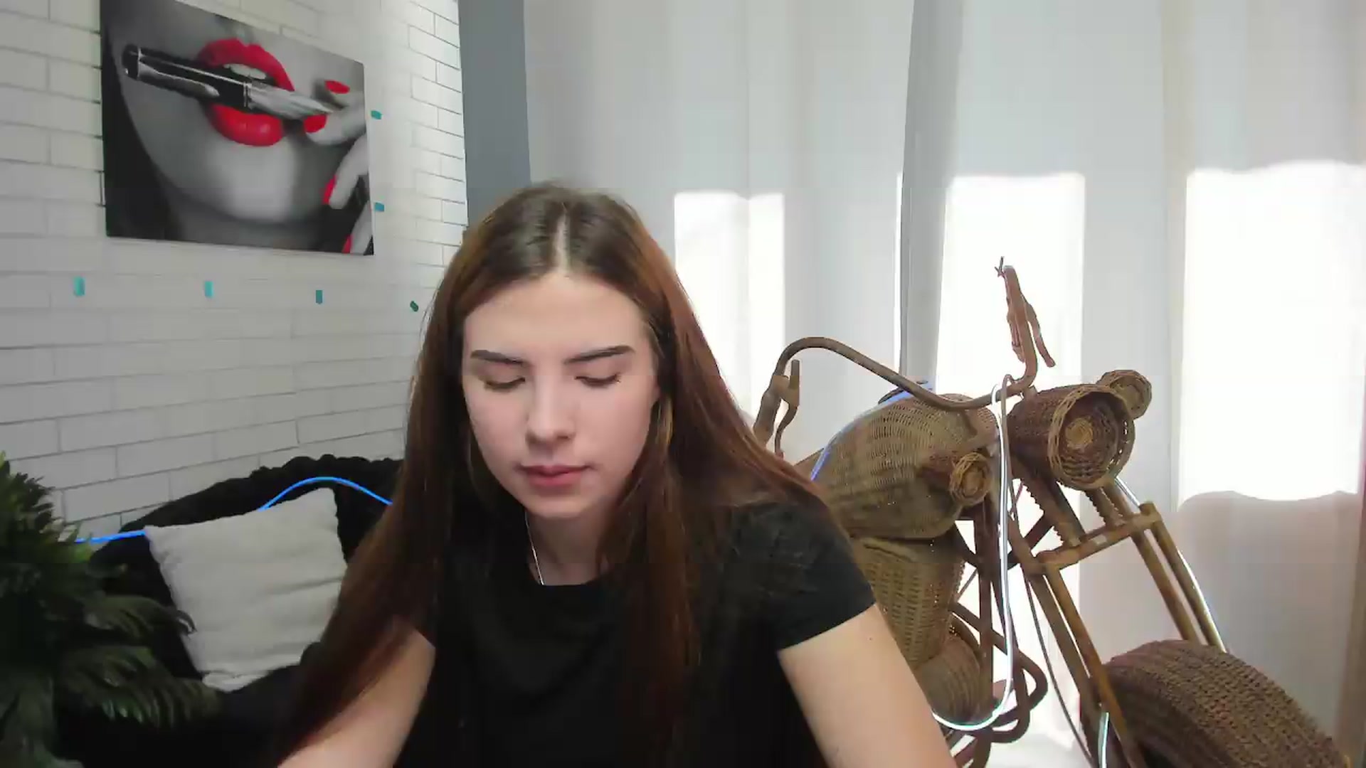 Gallery image thumbnail from KiraVane's myfreecams stream on, 09/10/2026, 07:27 image 10 of 20