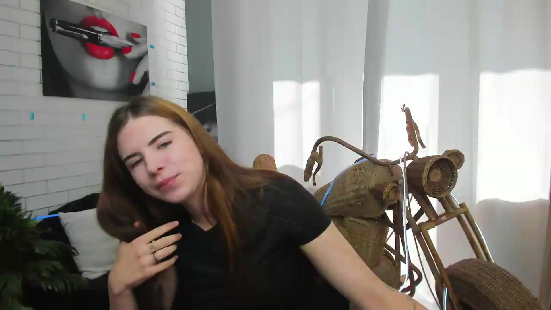 Gallery image thumbnail from KiraVane's myfreecams stream on, 09/10/2026, 07:27 image 16 of 20