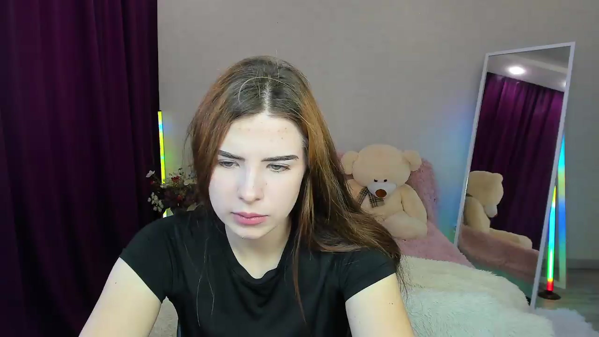 Gallery image thumbnail from KiraVane's myfreecams stream on, 09/10/2026, 08:48 image 20 of 20