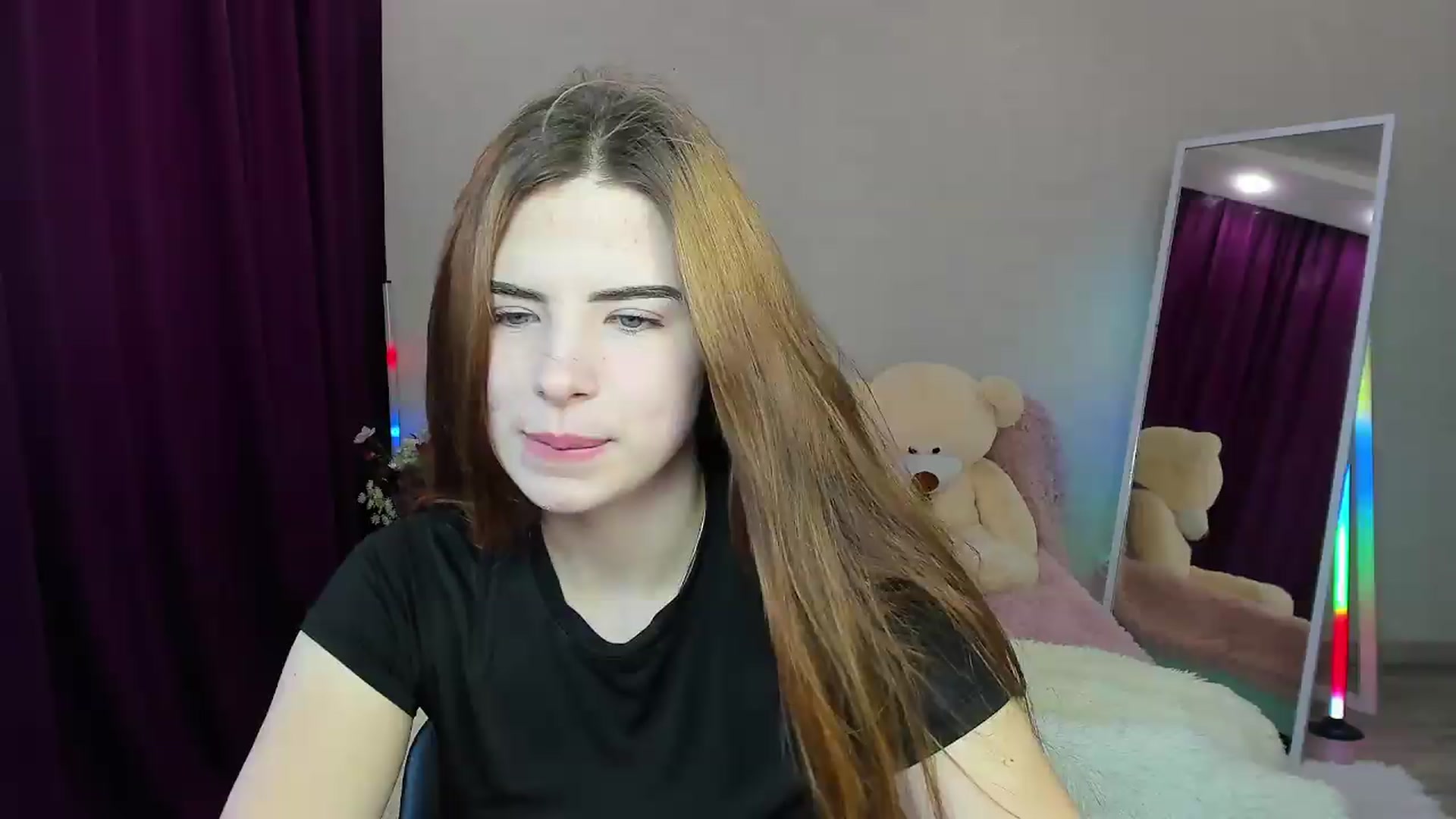 Gallery image thumbnail from KiraVane's myfreecams stream on, 09/10/2026, 08:48 image 4 of 20