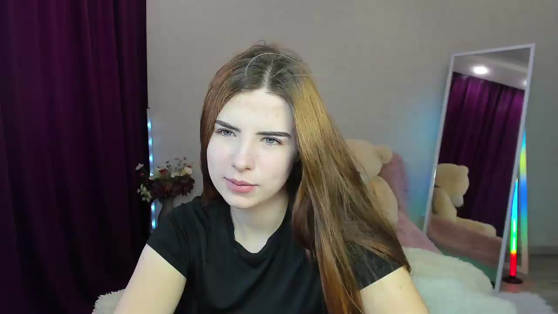 Gallery image thumbnail from KiraVane's myfreecams stream on, 09/10/2026, 08:48 image 1 of 20