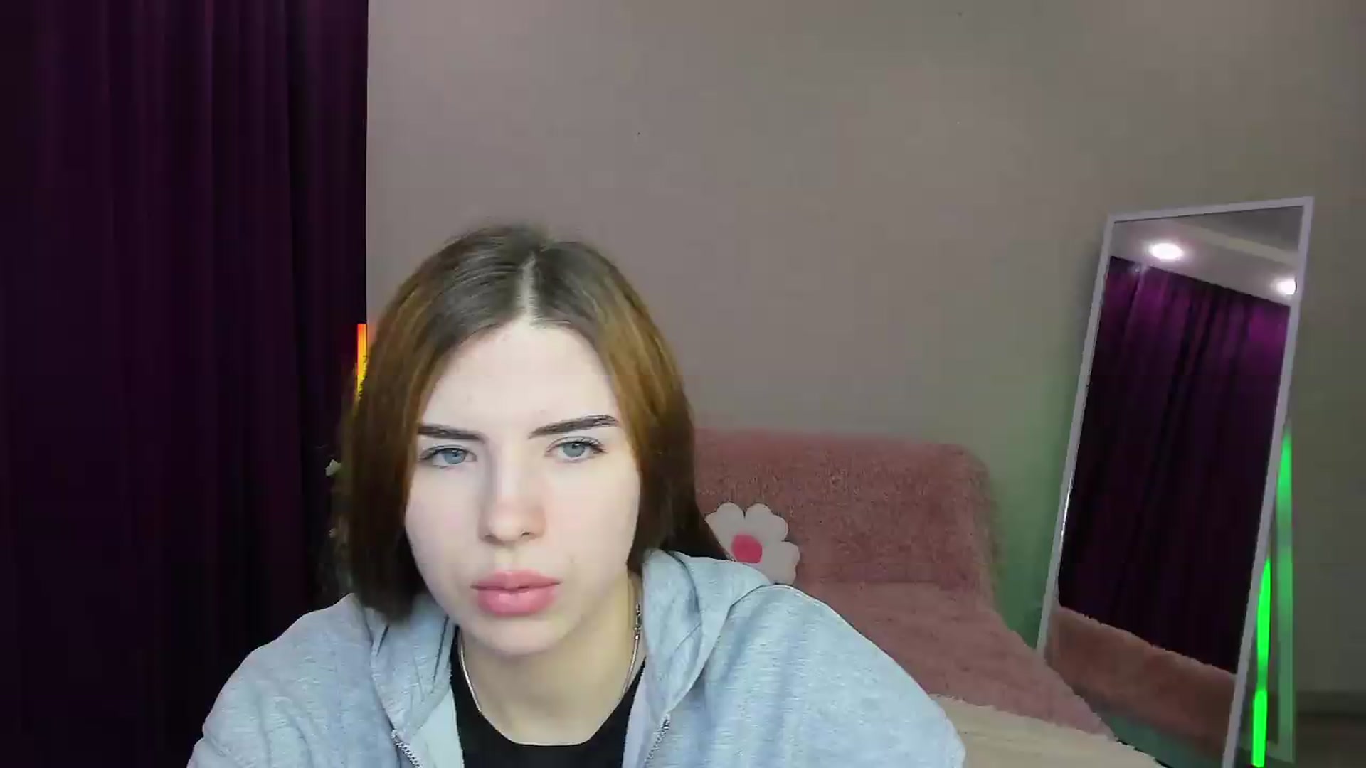 Gallery image thumbnail from KiraVane's myfreecams stream on, 09/15/2026, 07:23 image 1 of 20