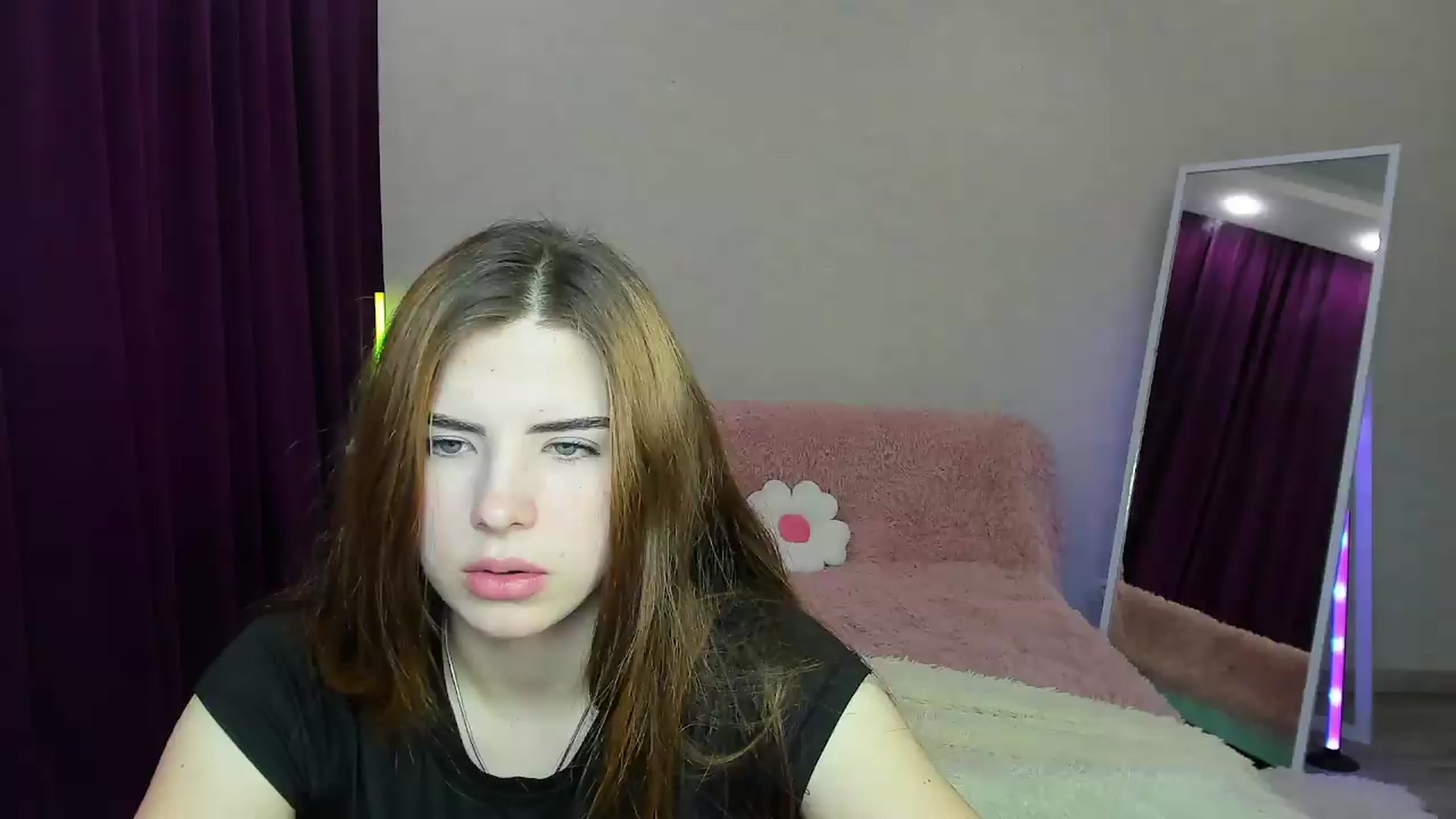 Gallery image thumbnail from KiraVane's myfreecams stream on, 09/15/2026, 08:57 image 7 of 20