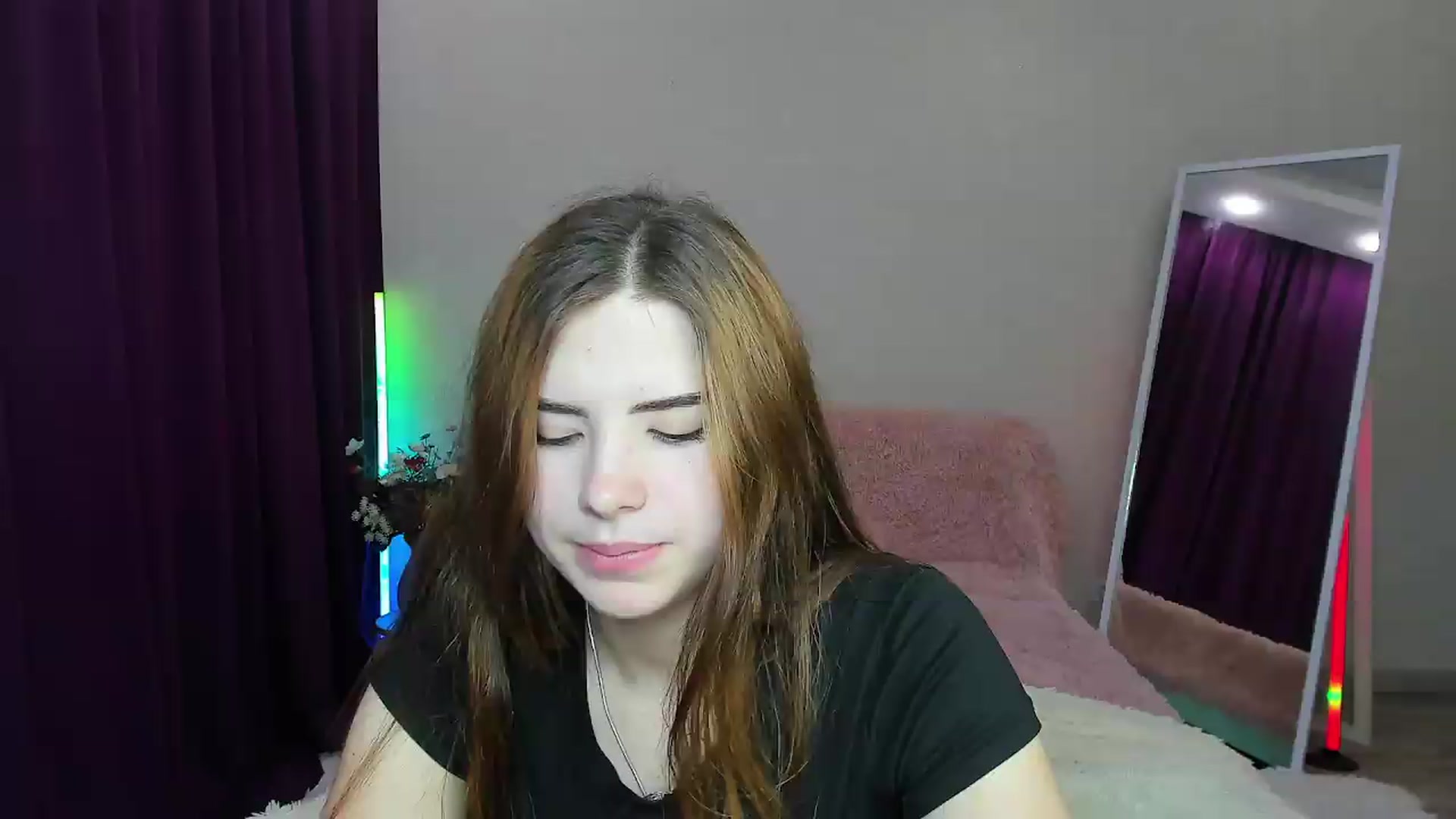 Gallery image thumbnail from KiraVane's myfreecams stream on, 09/15/2026, 09:38 image 9 of 20