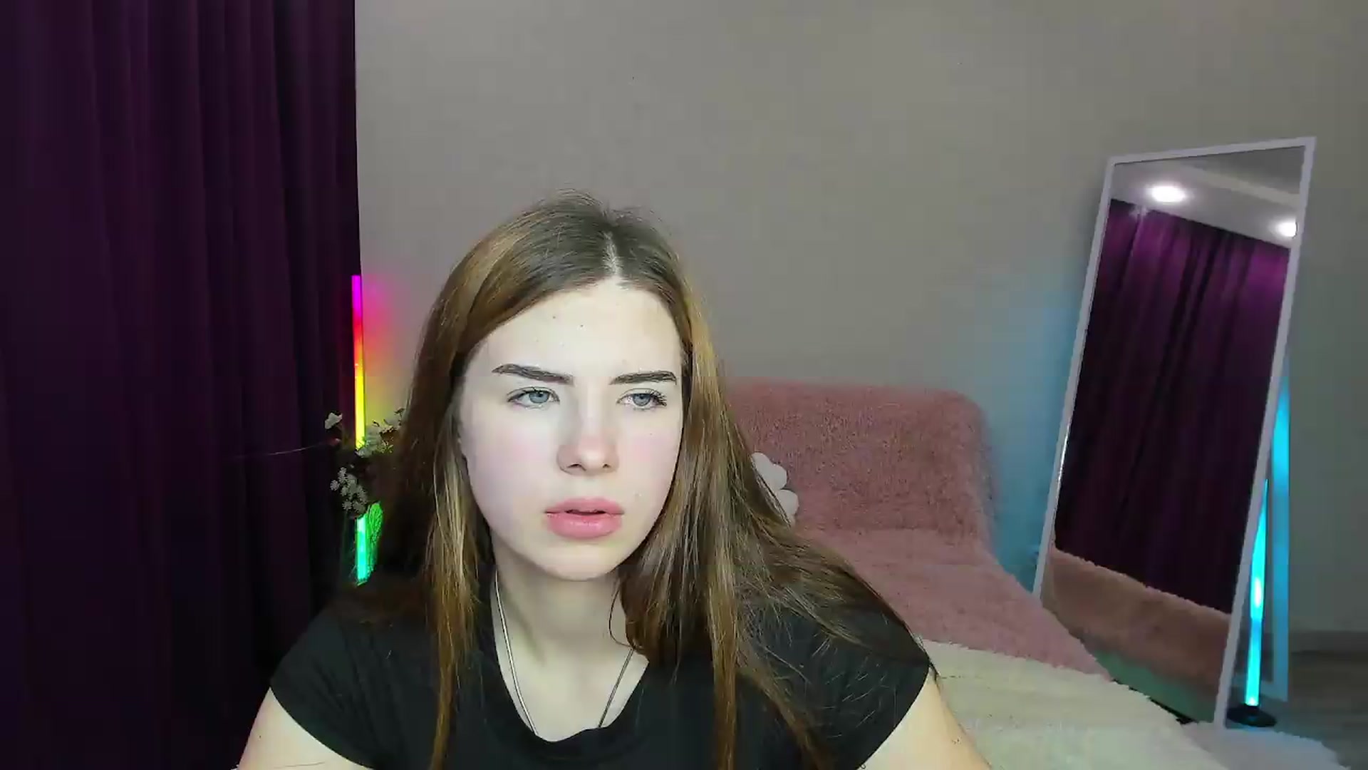 Gallery image thumbnail from KiraVane's myfreecams stream on, 09/15/2026, 10:52 image 6 of 20