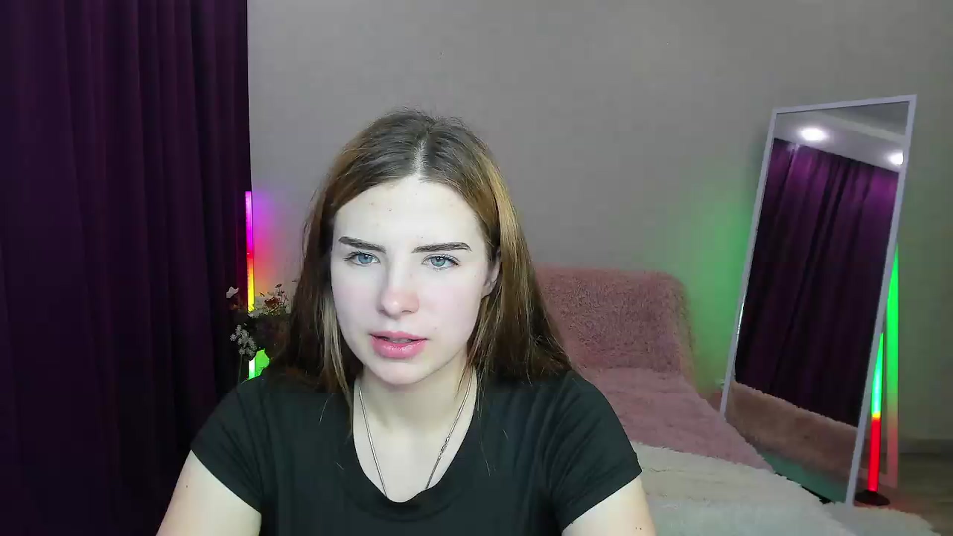 Gallery image thumbnail from KiraVane's myfreecams stream on, 09/15/2026, 11:20 image 19 of 20