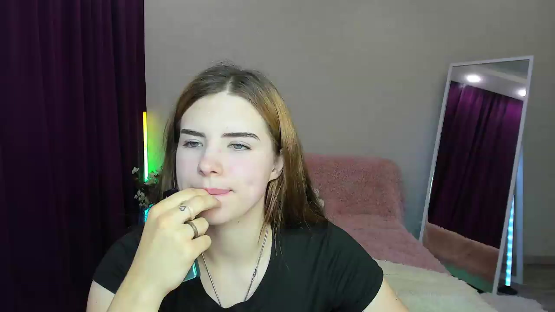 Gallery image thumbnail from KiraVane's myfreecams stream on, 09/15/2026, 11:20 image 14 of 20