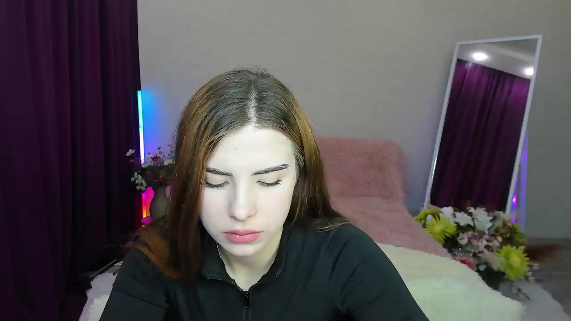 Gallery image thumbnail from KiraVane's myfreecams stream on, 09/16/2026, 07:47 image 20 of 20