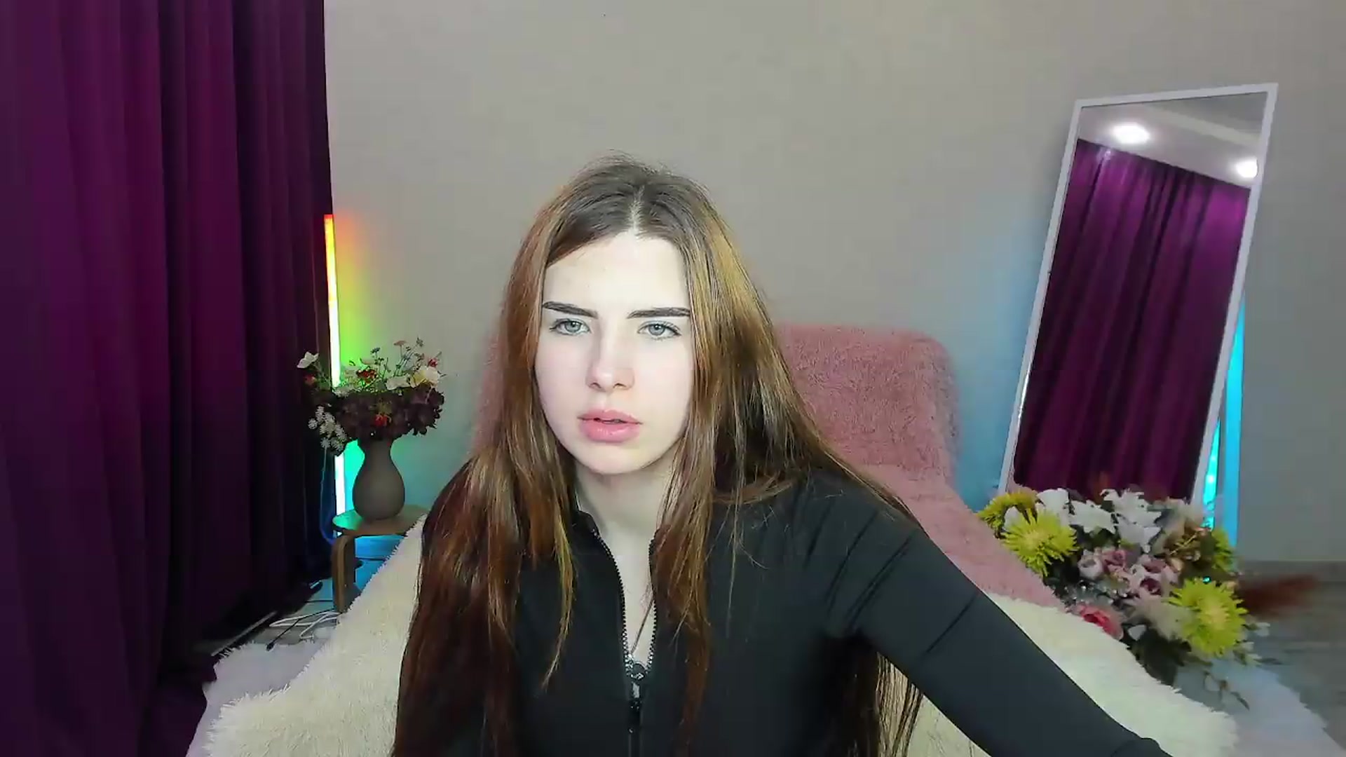 Gallery image thumbnail from KiraVane's myfreecams stream on, 09/16/2026, 11:09 image 6 of 20