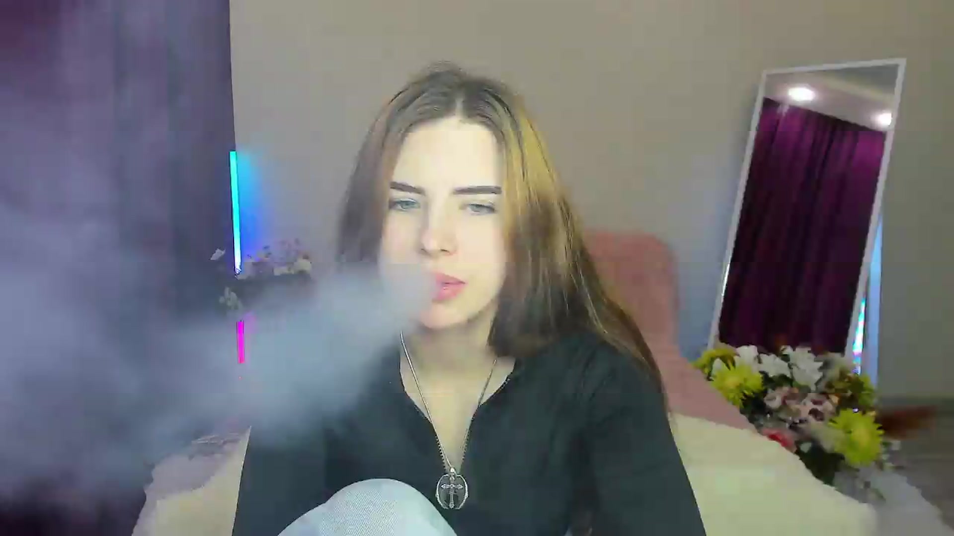 Gallery image thumbnail from KiraVane's myfreecams stream on, 09/16/2026, 11:09 image 17 of 20