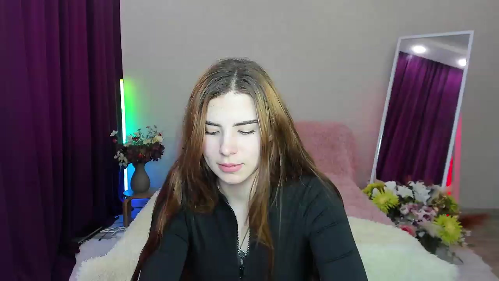 Gallery image thumbnail from KiraVane's myfreecams stream on, 09/16/2026, 11:09 image 1 of 20