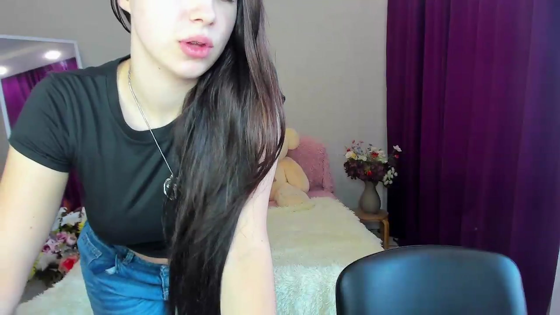 Gallery image thumbnail from KiraVane's myfreecams stream on, 09/20/2026, 11:05 image 14 of 20