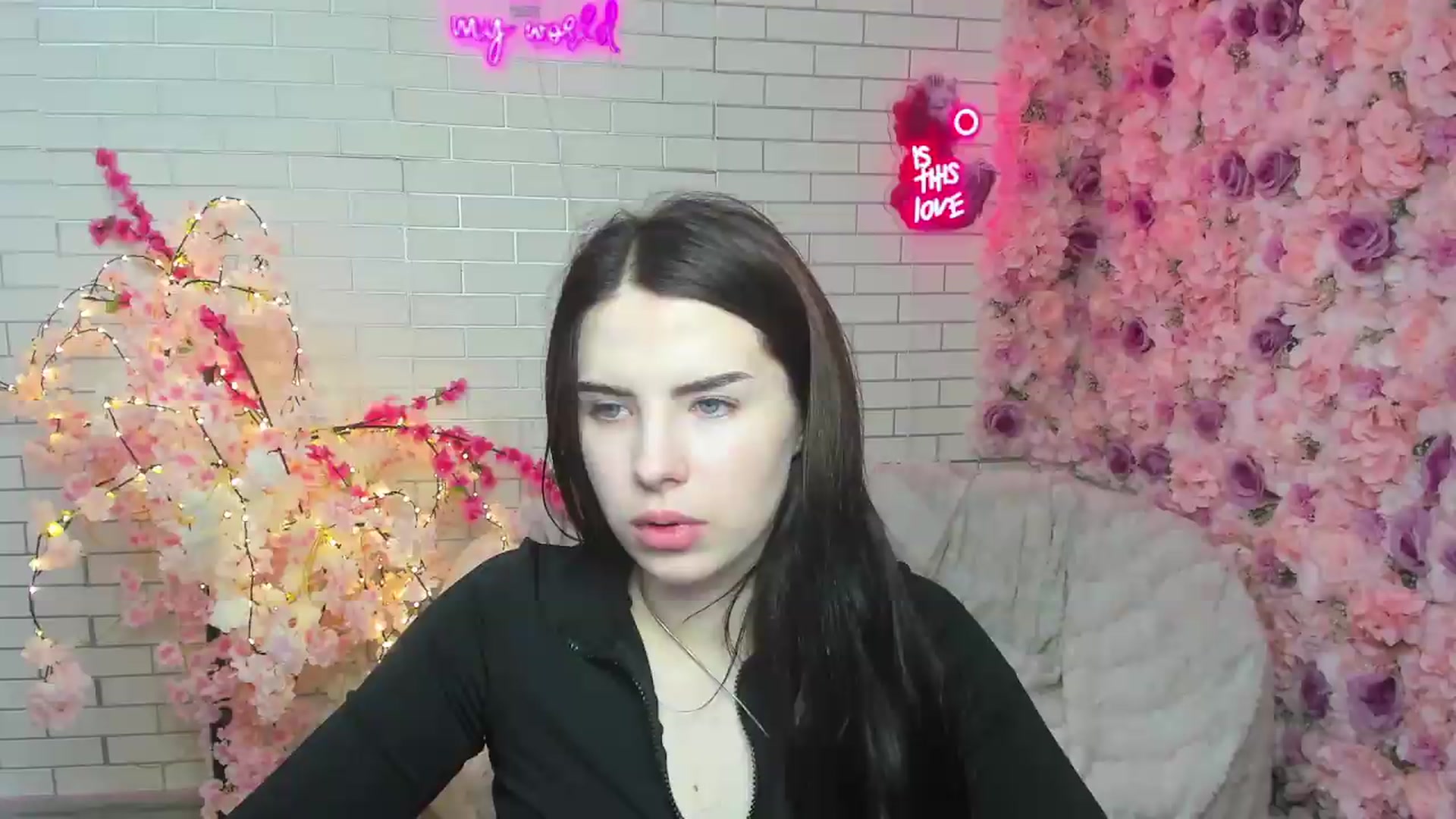 Gallery image thumbnail from KiraVane's myfreecams stream on, 09/23/2026, 14:49 image 19 of 20