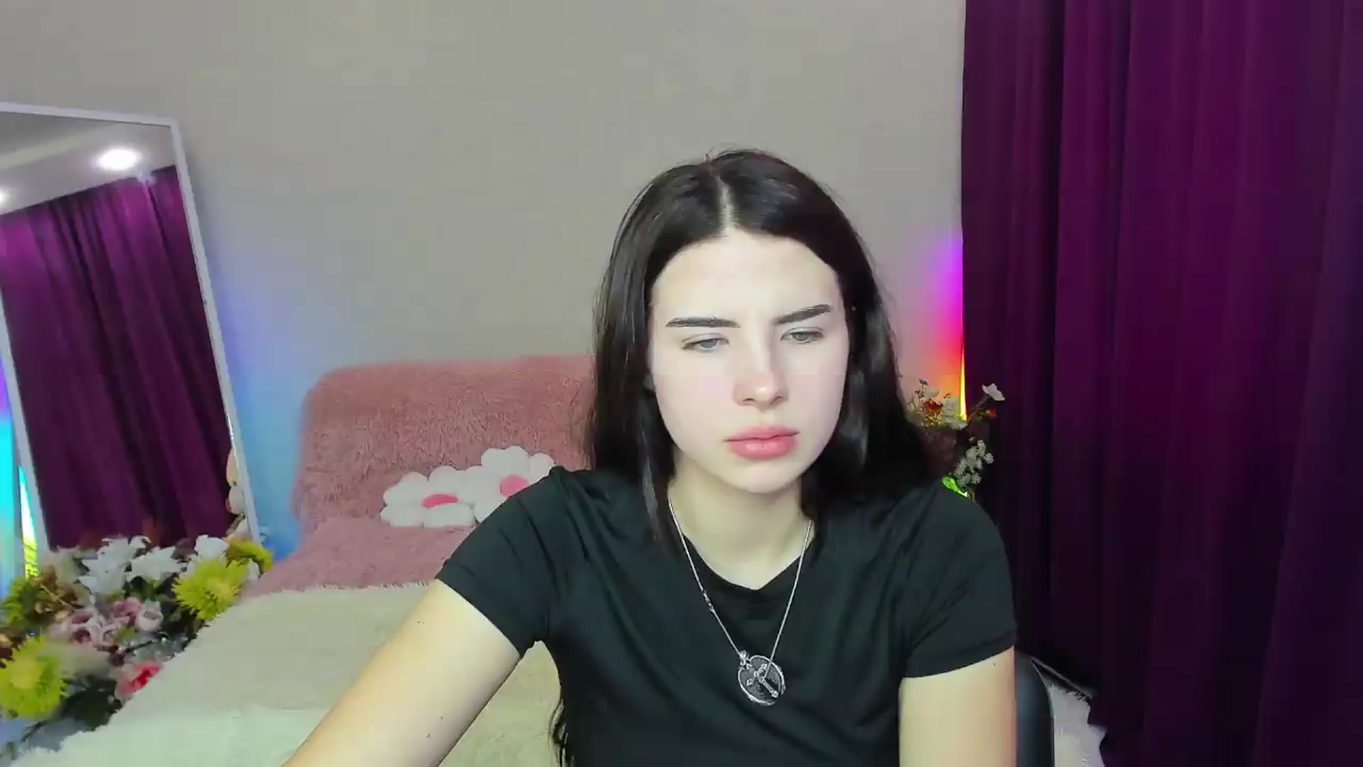 Gallery image thumbnail from KiraVane's myfreecams stream on, 09/24/2026, 08:35 image 6 of 20