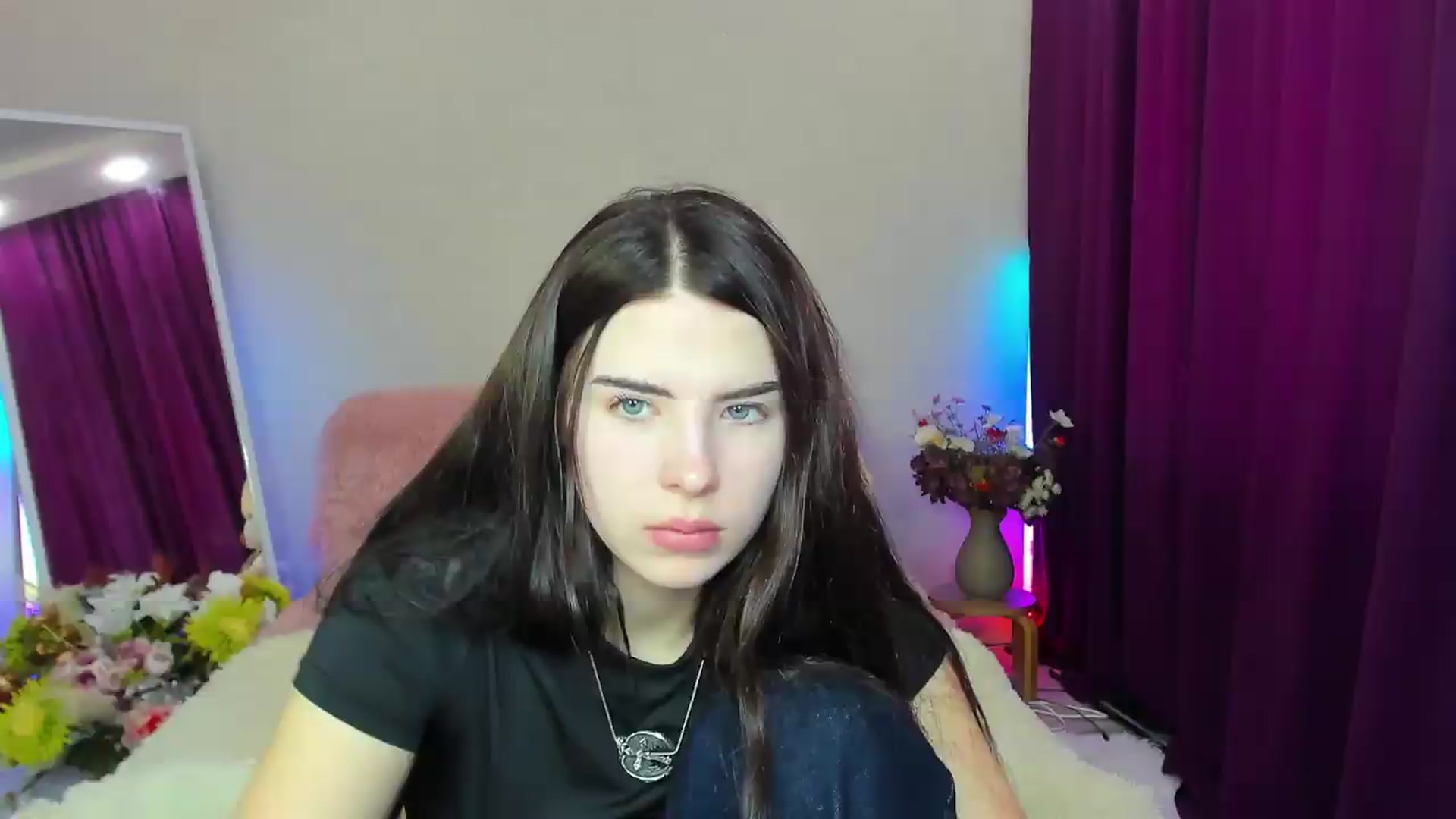 Gallery image thumbnail from KiraVane's myfreecams stream on, 09/24/2026, 08:35 image 3 of 20