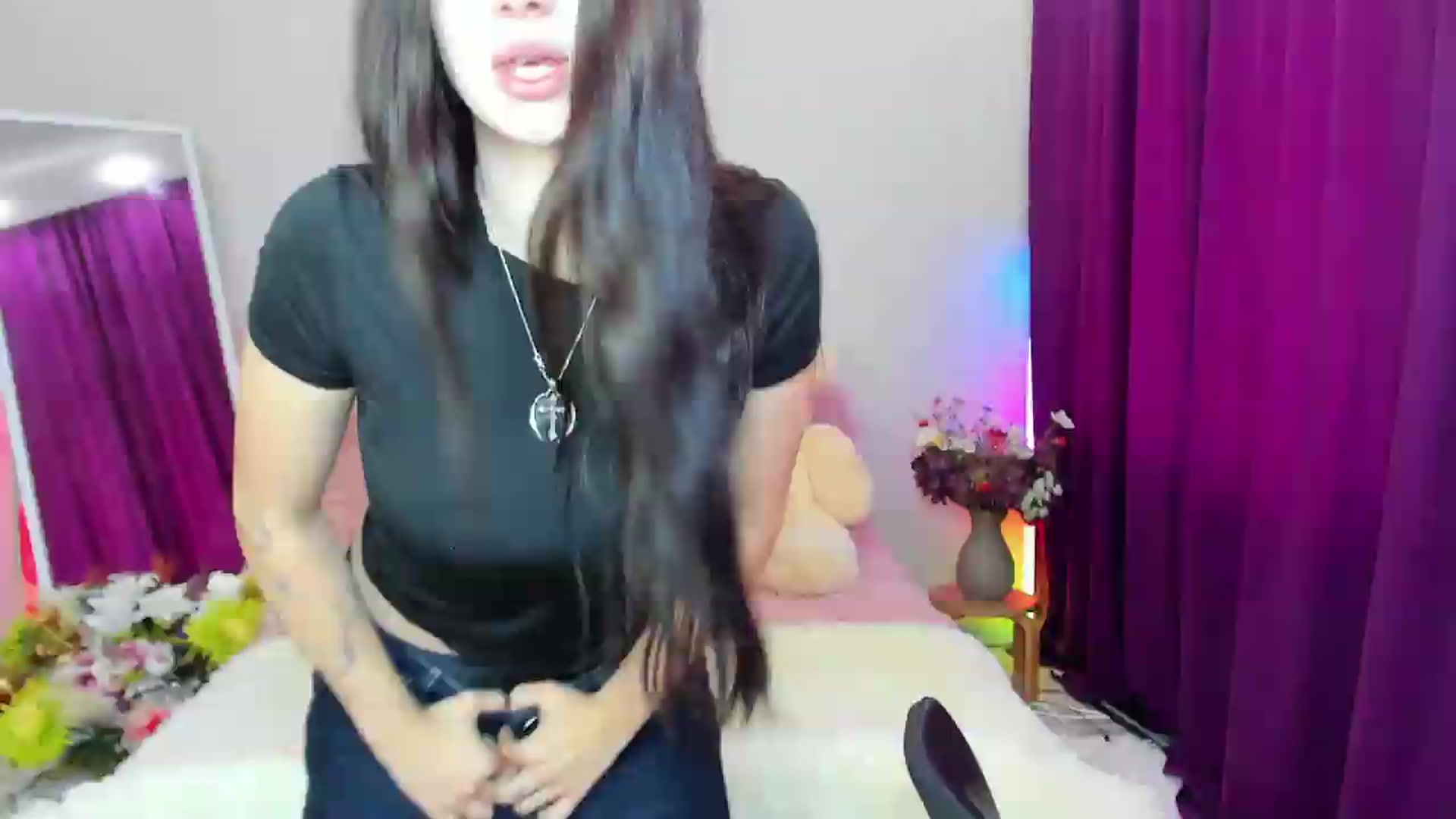 Gallery image thumbnail from KiraVane's myfreecams stream on, 09/24/2026, 09:12 image 20 of 20