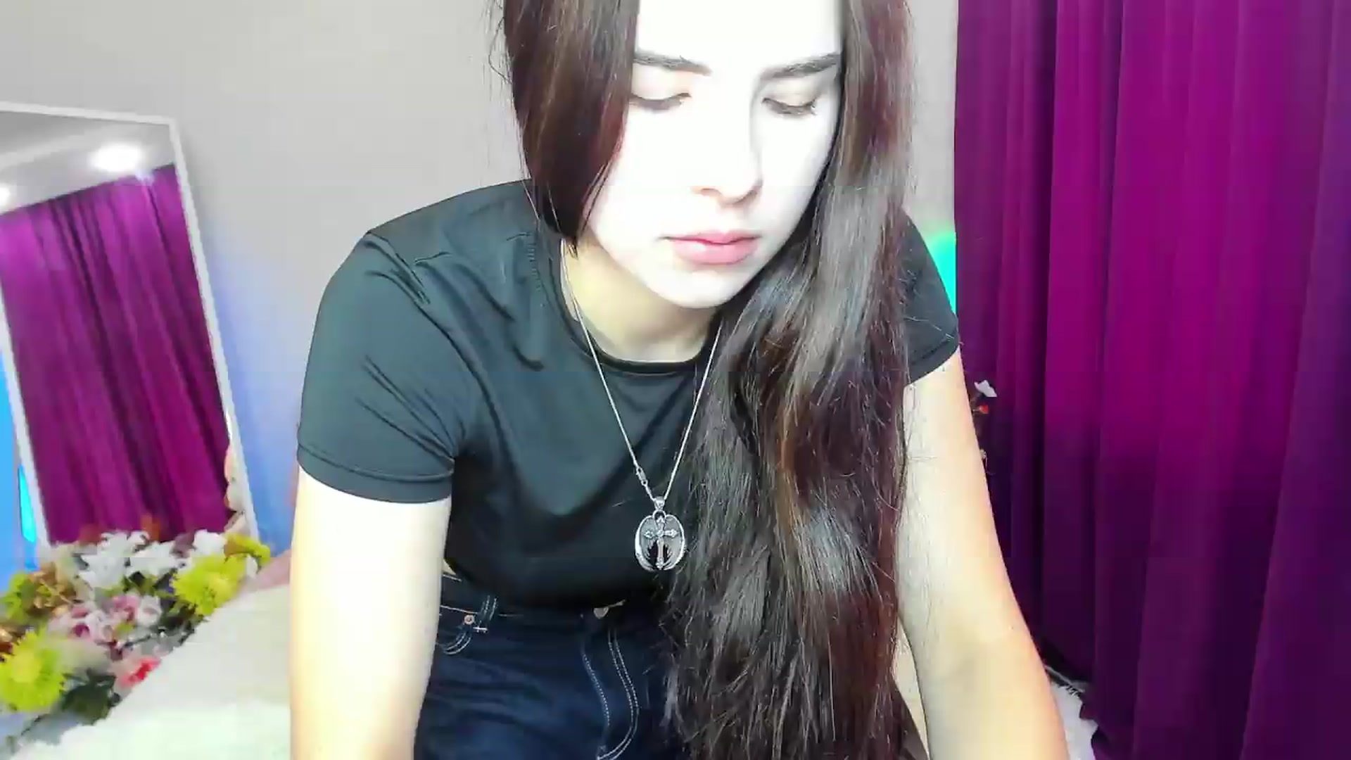 Gallery image thumbnail from KiraVane's myfreecams stream on, 09/24/2026, 09:12 image 17 of 20