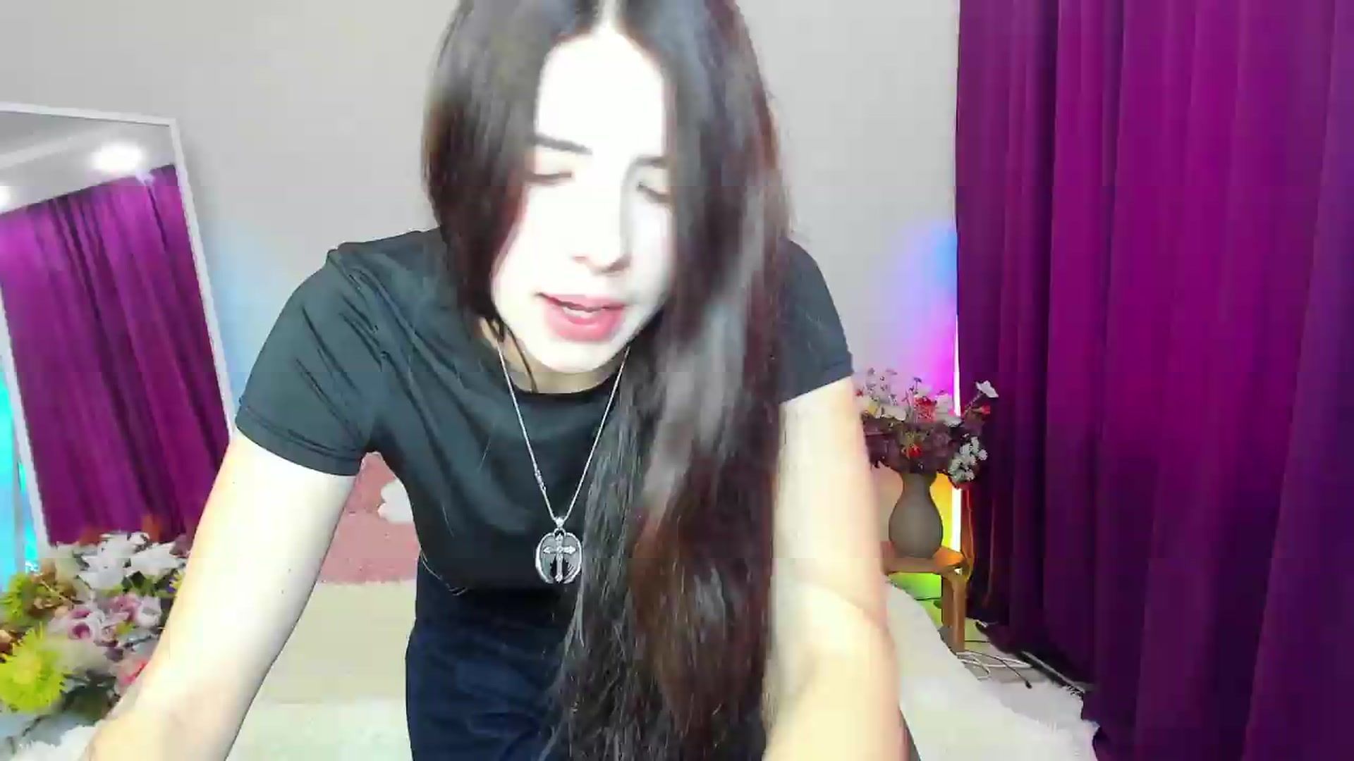Gallery image thumbnail from KiraVane's myfreecams stream on, 09/24/2026, 09:12 image 11 of 20