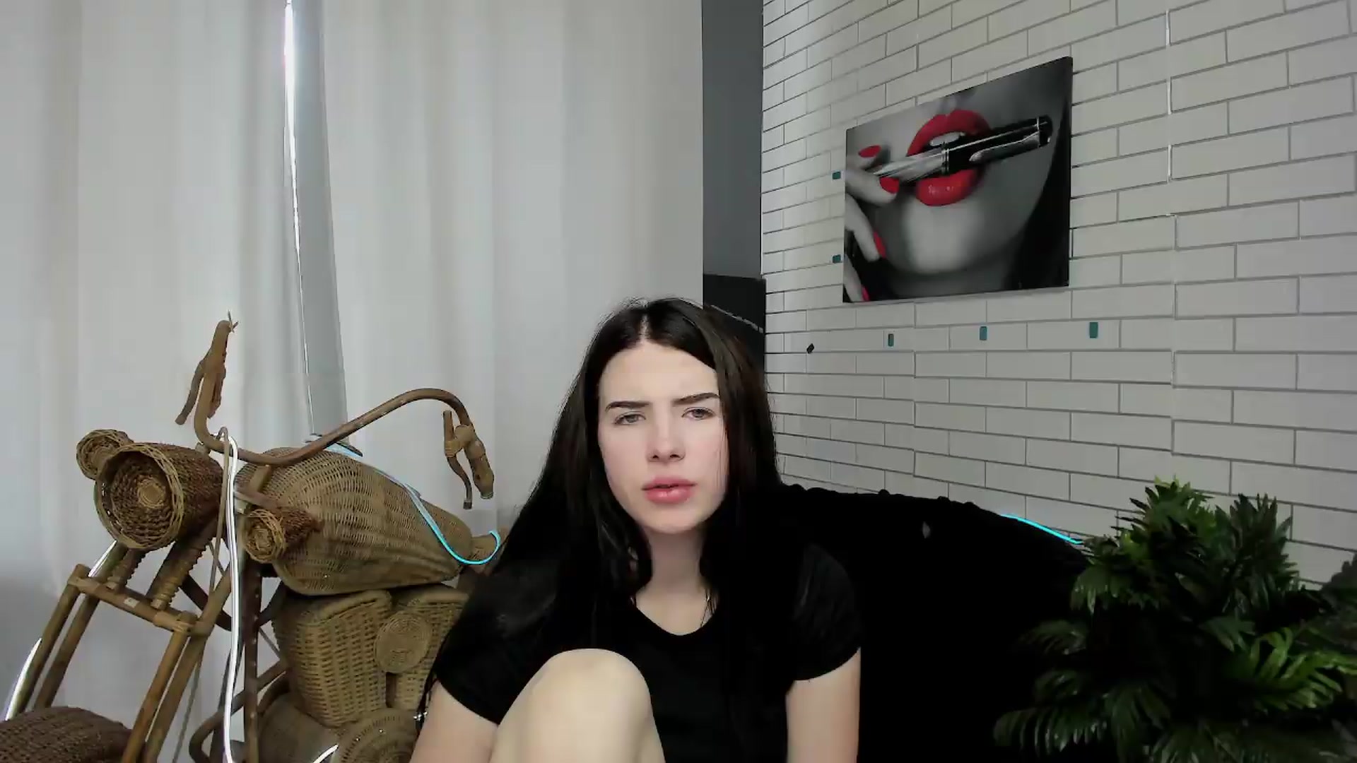 Gallery image thumbnail from KiraVane's myfreecams stream on, 09/25/2026, 08:29 image 13 of 20
