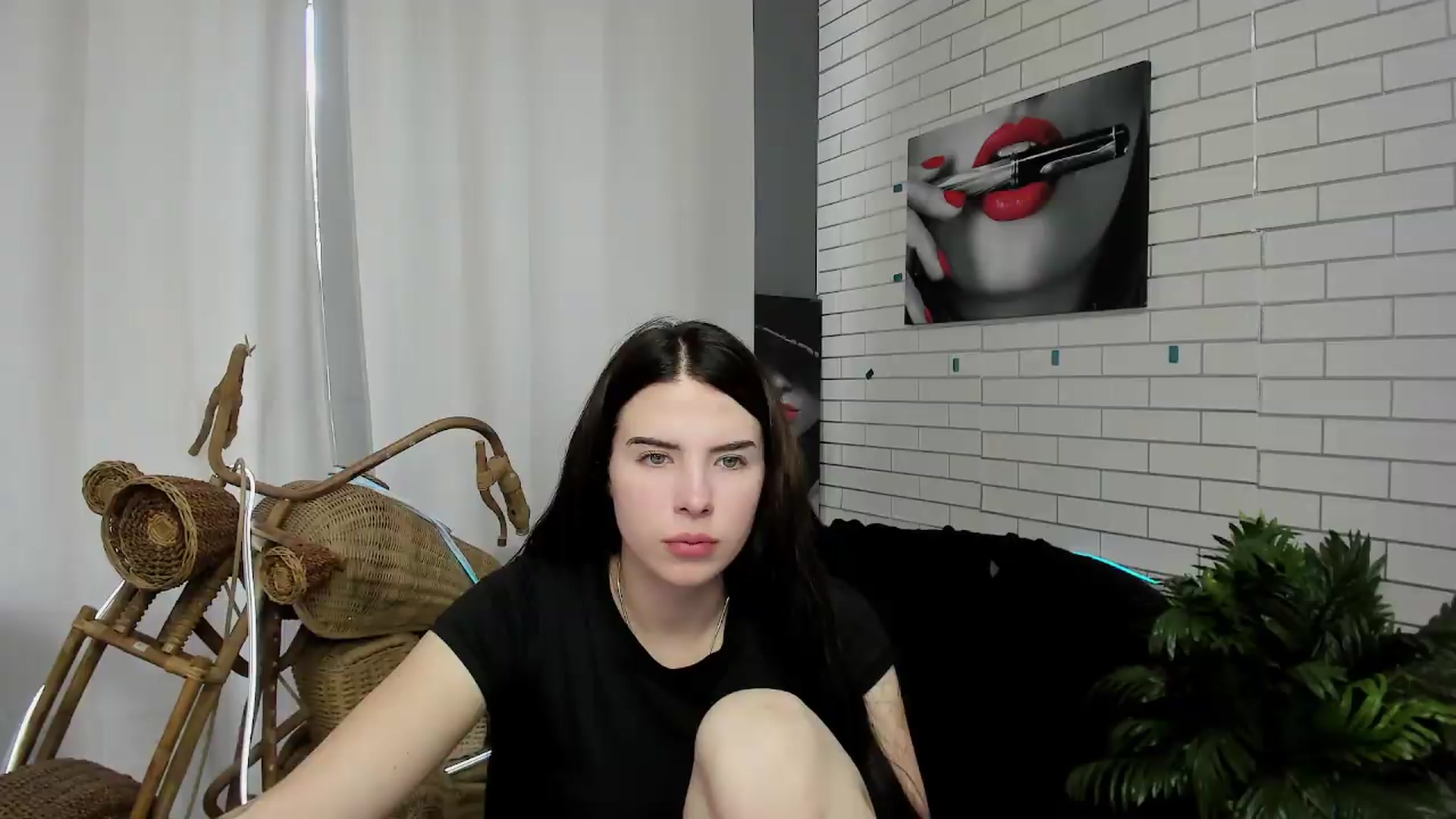 Gallery image thumbnail from KiraVane's myfreecams stream on, 09/25/2026, 08:29 image 17 of 20