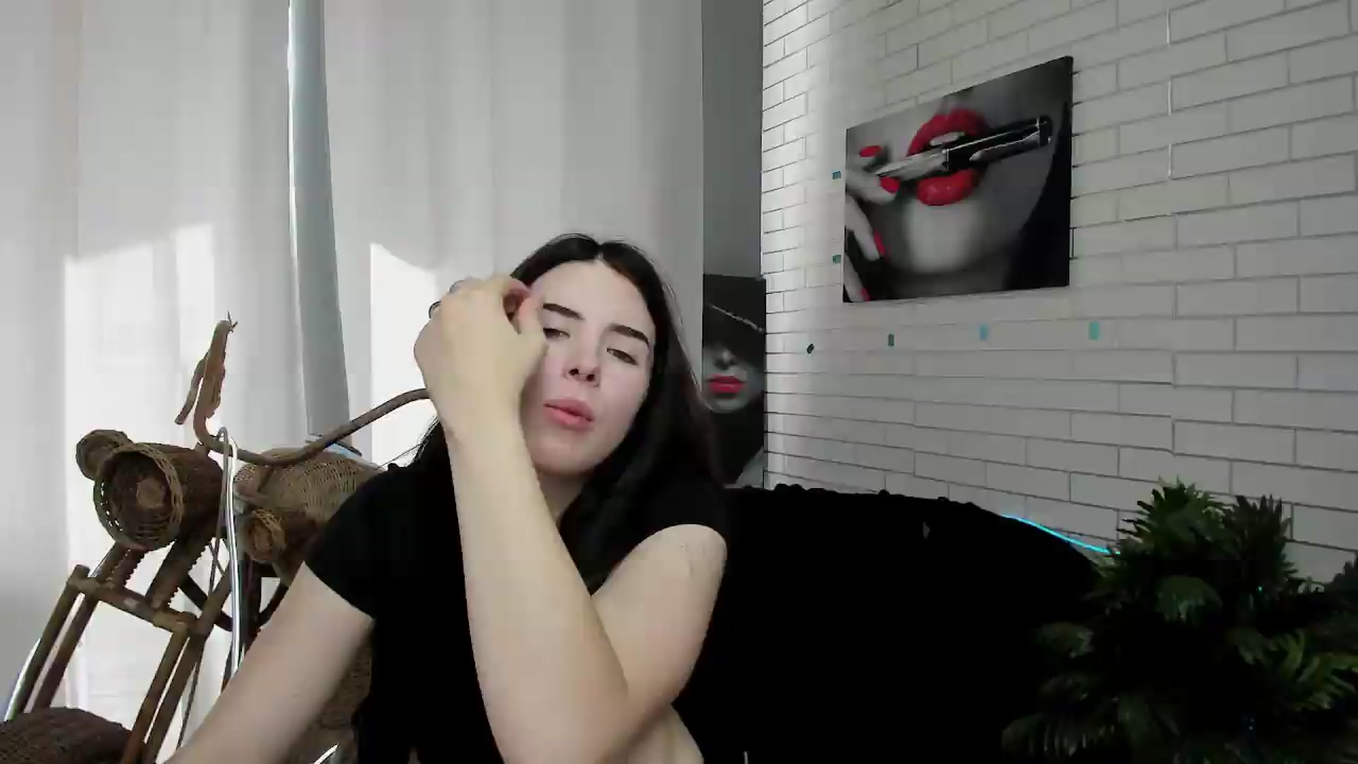 Gallery image thumbnail from KiraVane's myfreecams stream on, 09/25/2026, 08:29 image 1 of 20