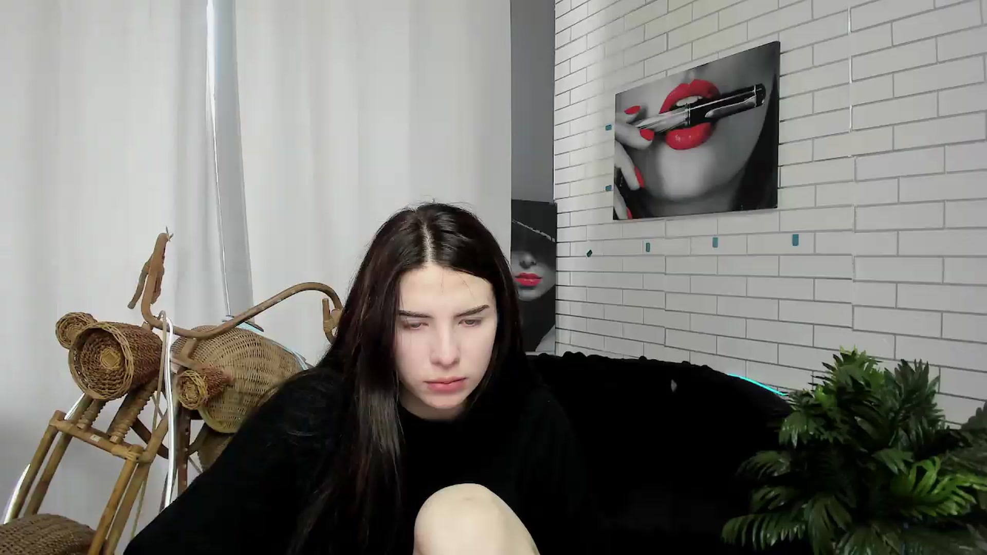 Gallery image thumbnail from KiraVane's myfreecams stream on, 09/25/2026, 09:34 image 9 of 20