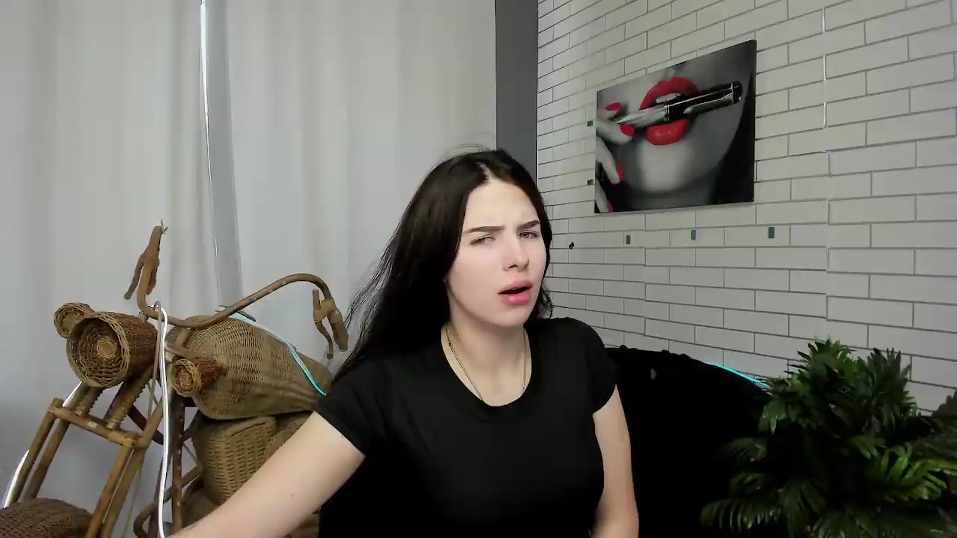Gallery image thumbnail from KiraVane's myfreecams stream on, 09/25/2026, 10:02 image 7 of 20