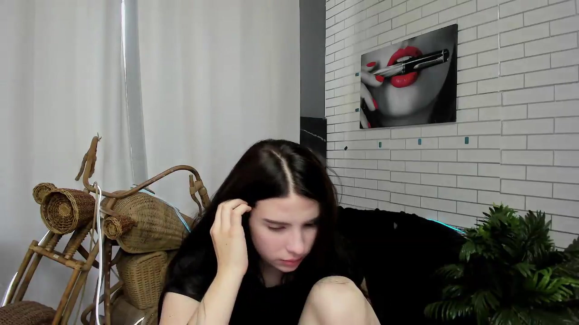 Gallery image thumbnail from KiraVane's myfreecams stream on, 09/25/2026, 10:02 image 19 of 20