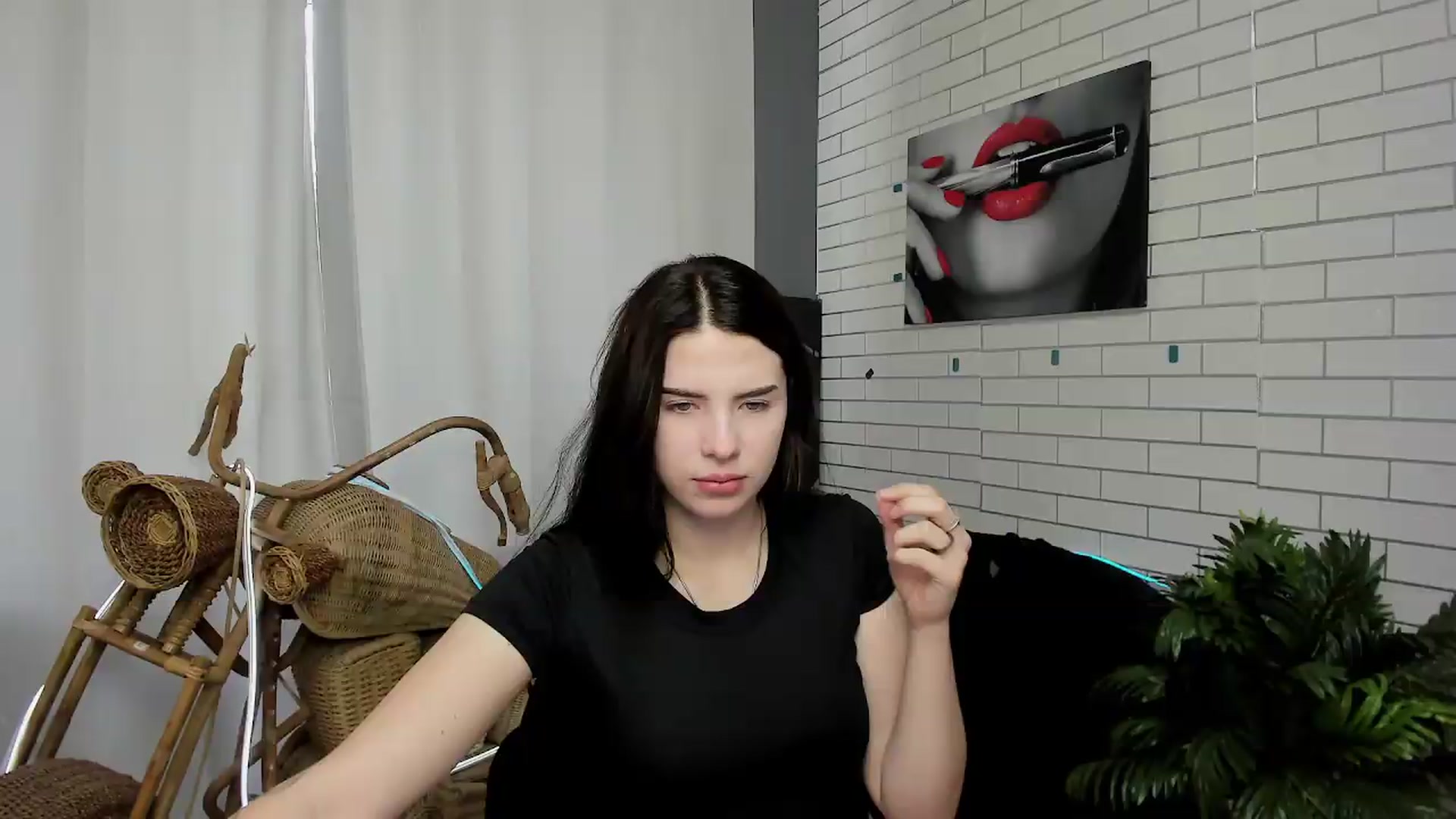 Gallery image thumbnail from KiraVane's myfreecams stream on, 09/25/2026, 10:02 image 8 of 20