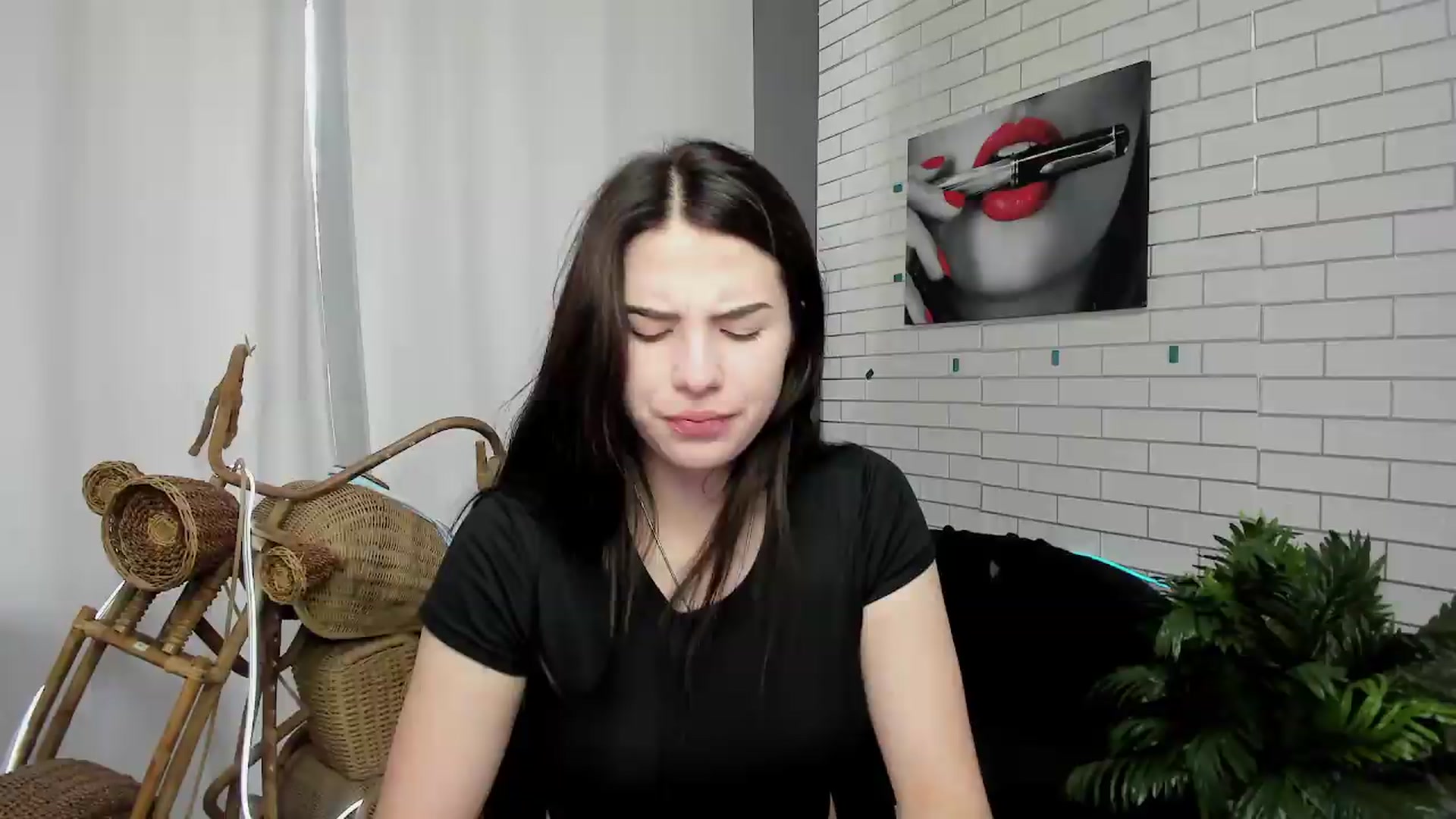 Gallery image thumbnail from KiraVane's myfreecams stream on, 09/25/2026, 10:02 image 2 of 20