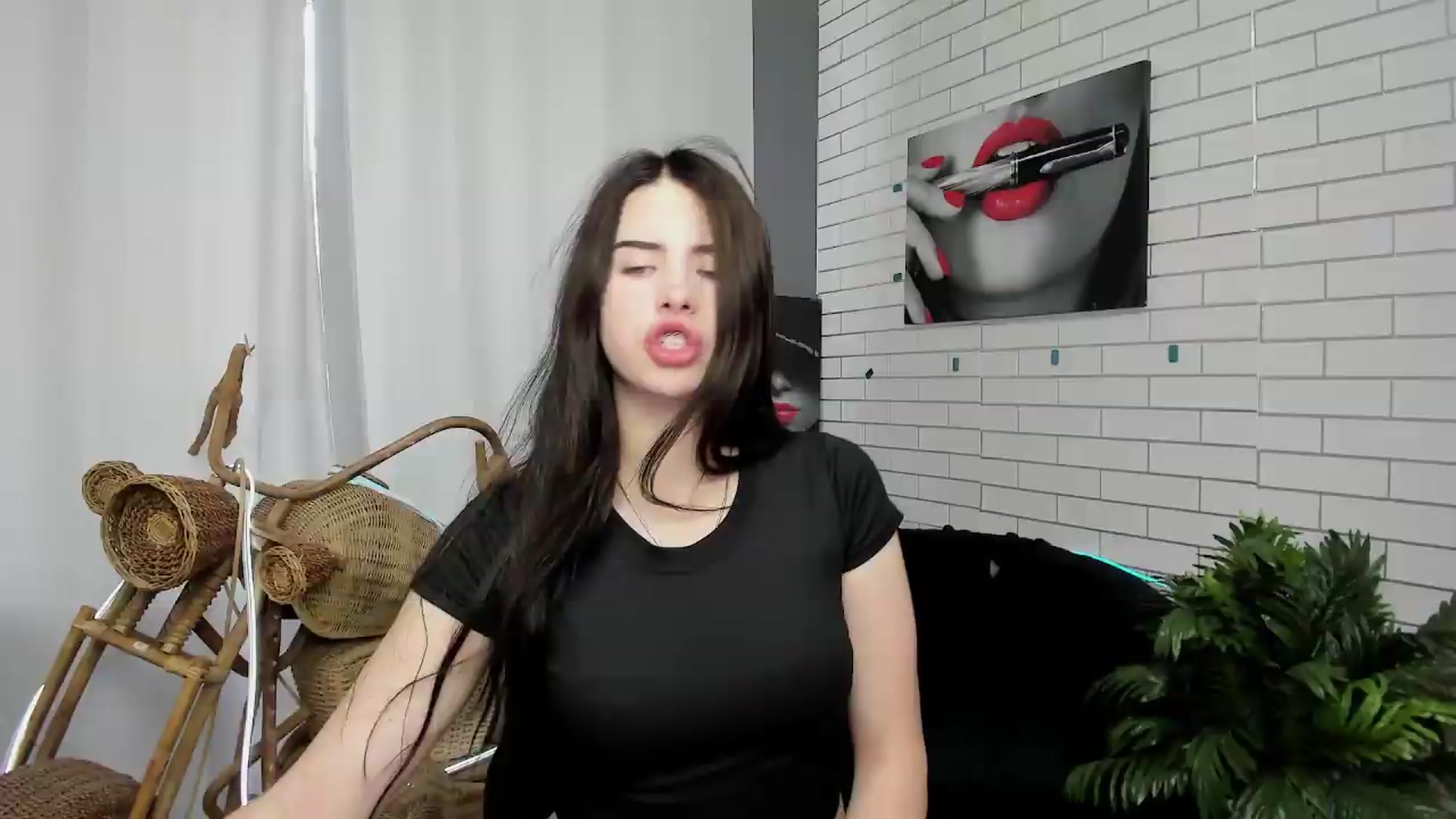 Gallery image thumbnail from KiraVane's myfreecams stream on, 09/25/2026, 10:02 image 5 of 20