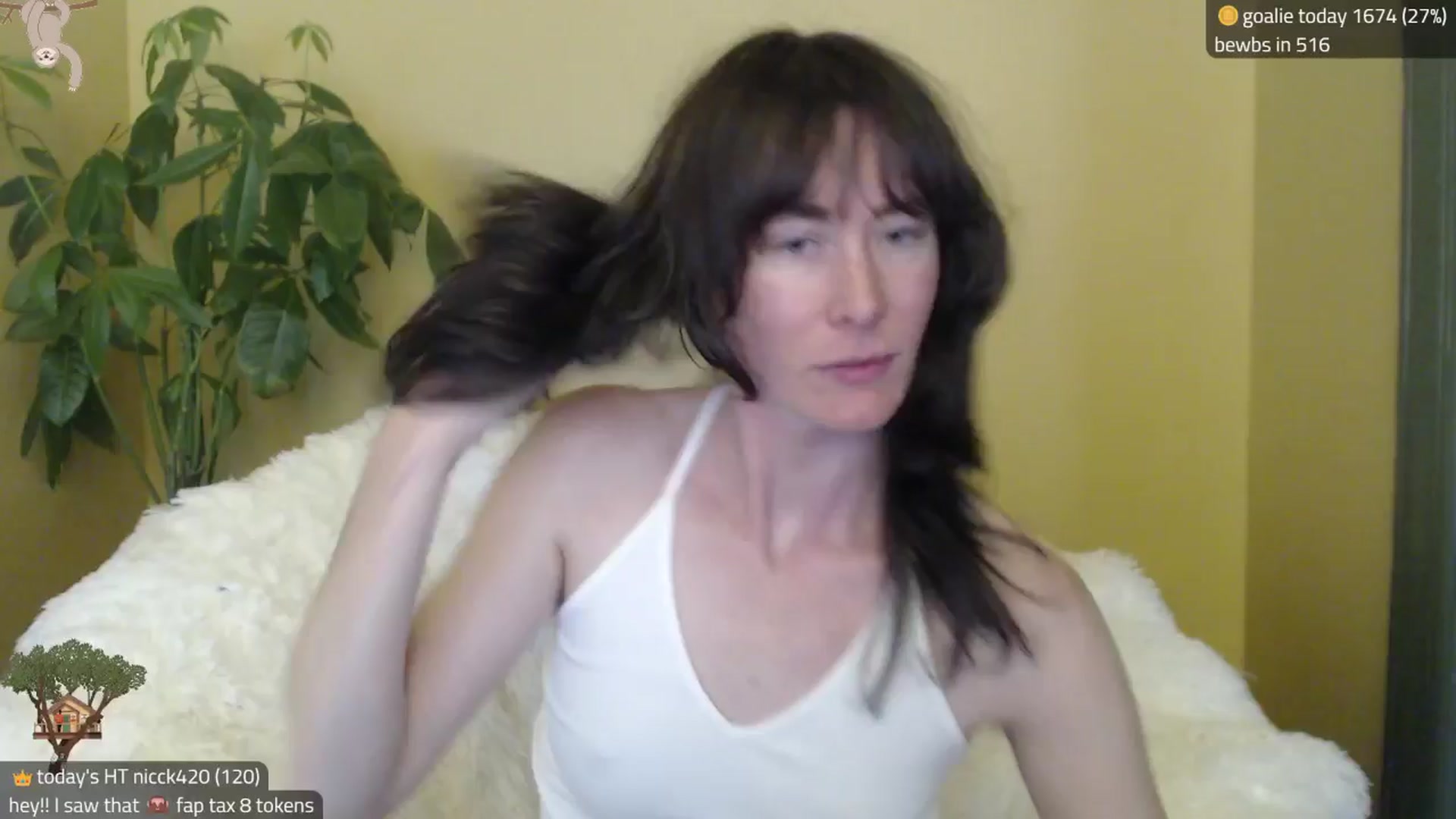 Gallery image thumbnail from Kira_'s myfreecams stream on, 08/06/2025, 20:37 image 6 of 20