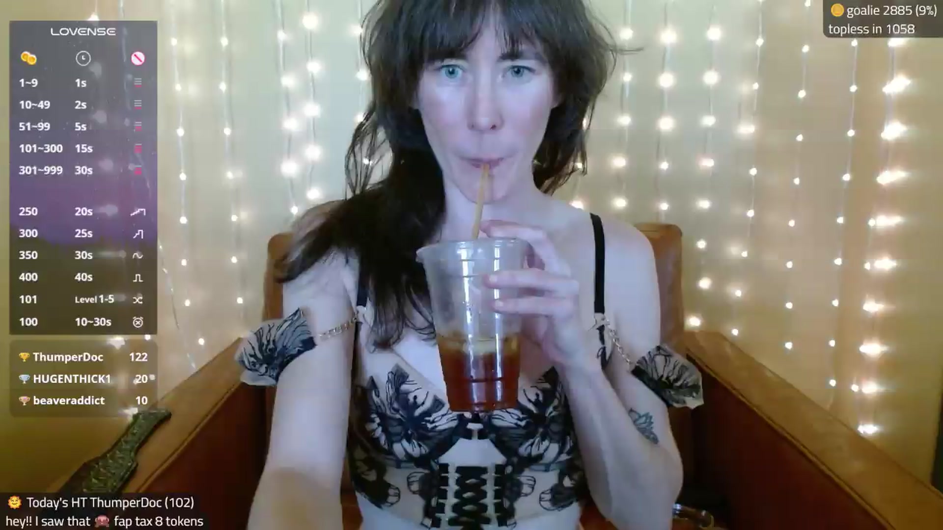 Gallery image thumbnail from Kira_'s myfreecams stream on, 08/17/2026, 19:18 image 16 of 20