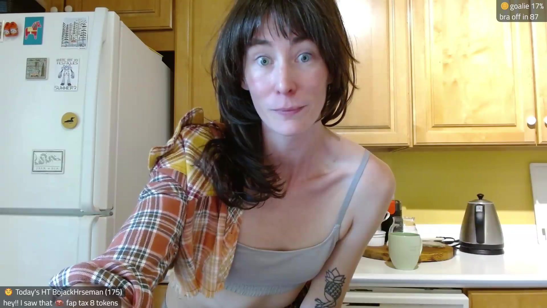 Gallery image thumbnail from Kira_'s myfreecams stream on, 08/24/2026, 16:13 image 18 of 20