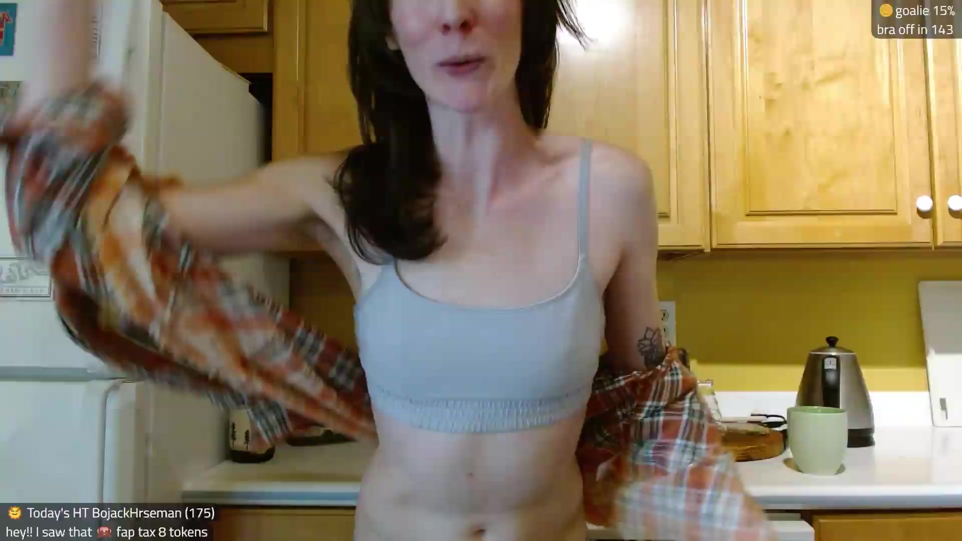 Gallery image thumbnail from Kira_'s myfreecams stream on, 08/24/2026, 16:13 image 5 of 20