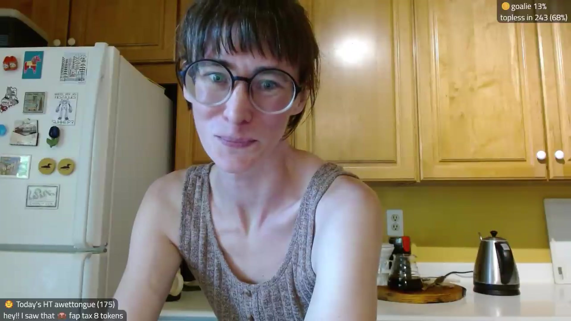 Gallery image thumbnail from Kira_'s myfreecams stream on, 08/25/2026, 15:16 image 16 of 20