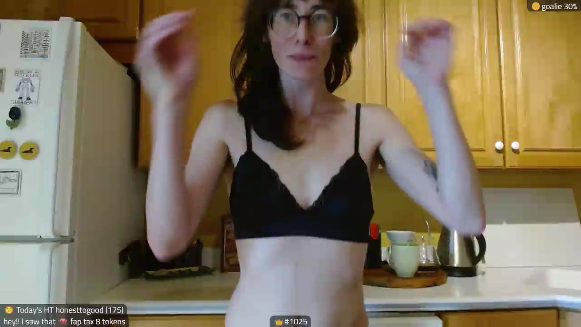 Gallery image thumbnail from Kira_'s myfreecams stream on, 09/02/2026, 13:57 image 15 of 20