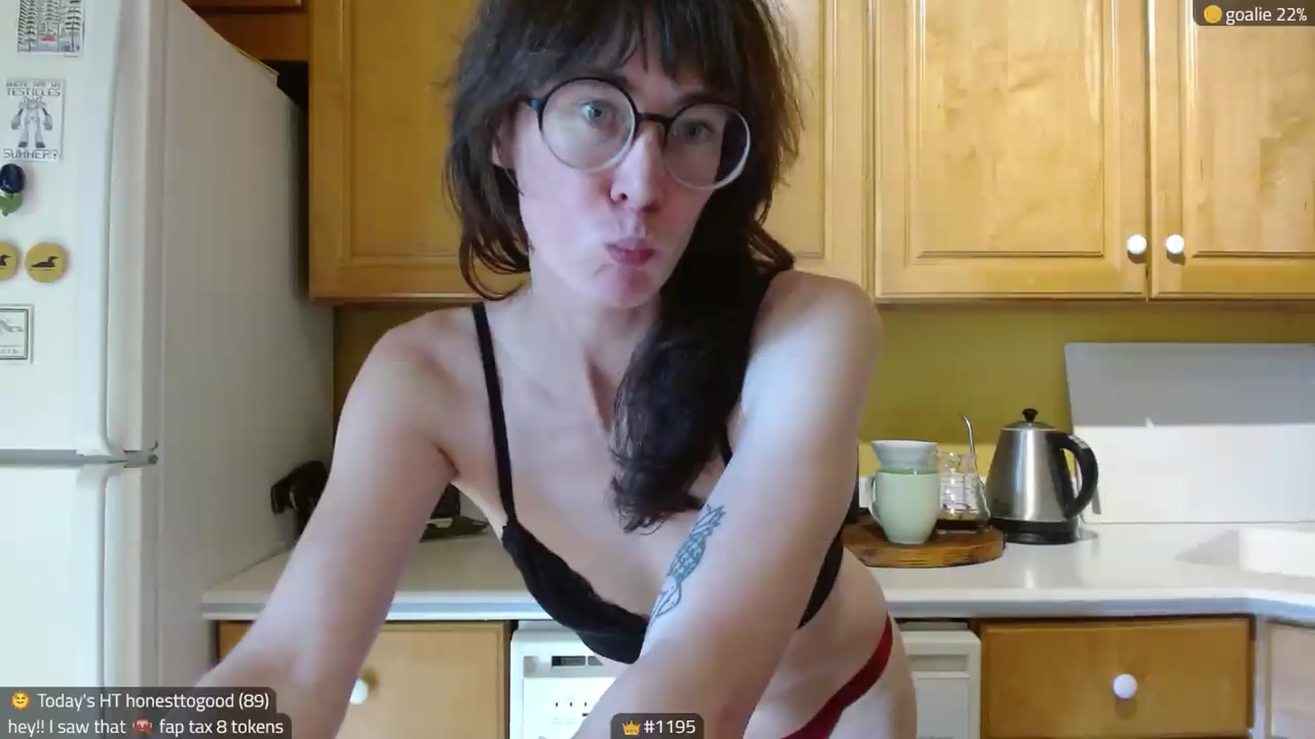 Gallery image thumbnail from Kira_'s myfreecams stream on, 09/02/2026, 13:57 image 12 of 20