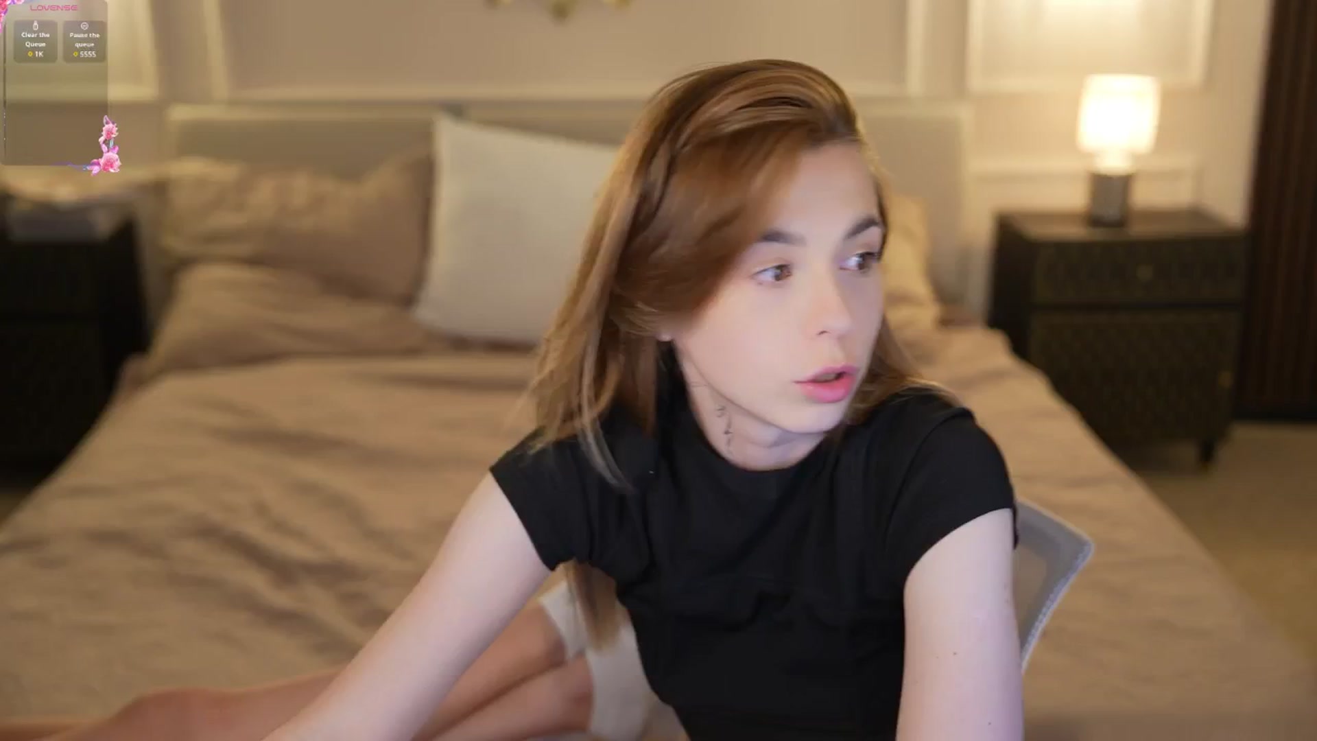 Gallery image thumbnail from Kirasolo's myfreecams stream on, 06/23/2025, 23:57 image 11 of 20