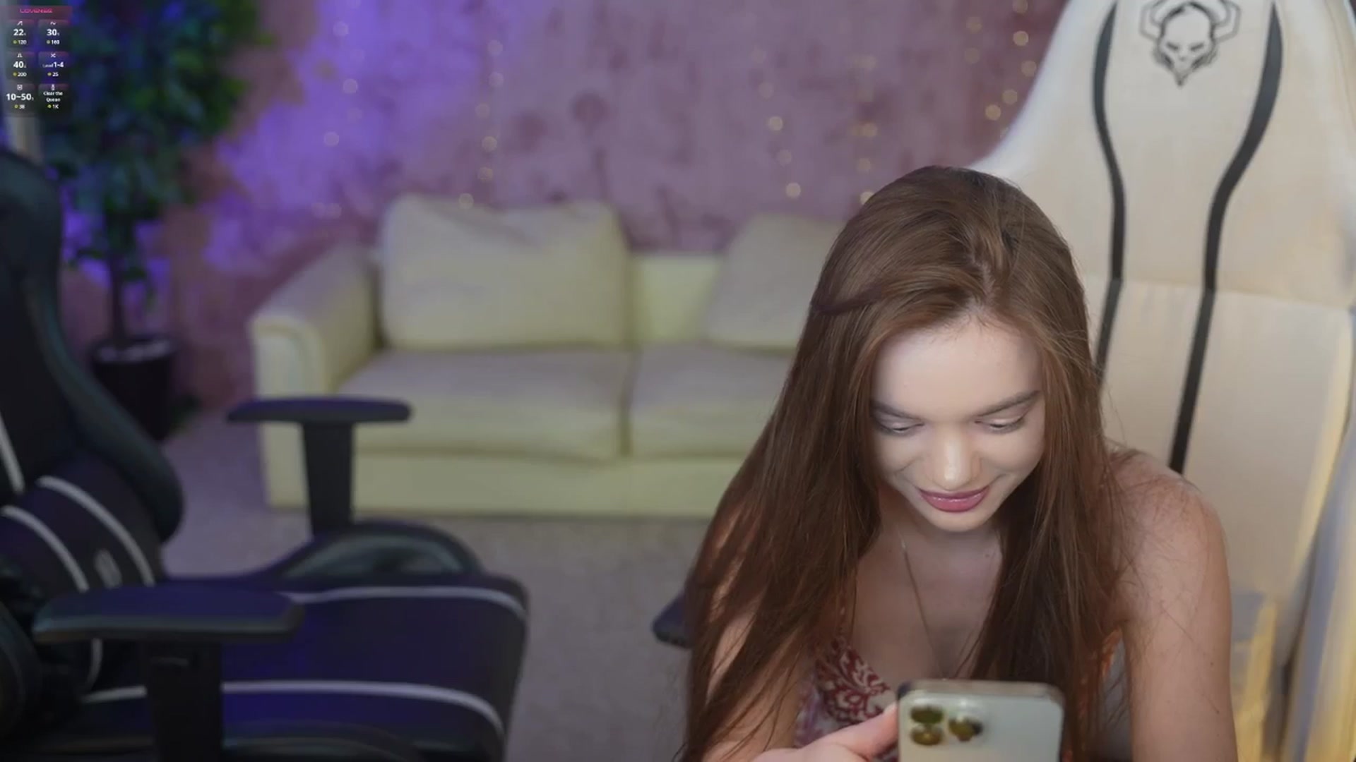 Gallery image thumbnail from Kirasolo's myfreecams stream on, 07/04/2025, 21:30 image 4 of 20
