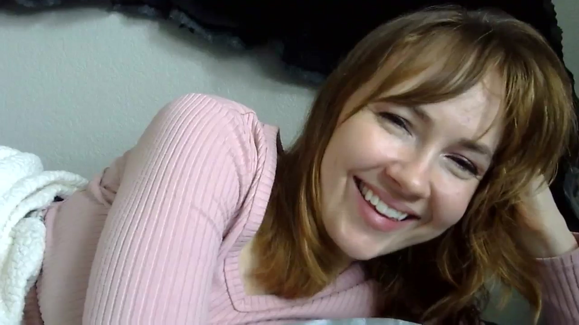 Gallery image thumbnail from KirbyCutie's myfreecams stream on, 03/14/2024, 18:39 image 17 of 20