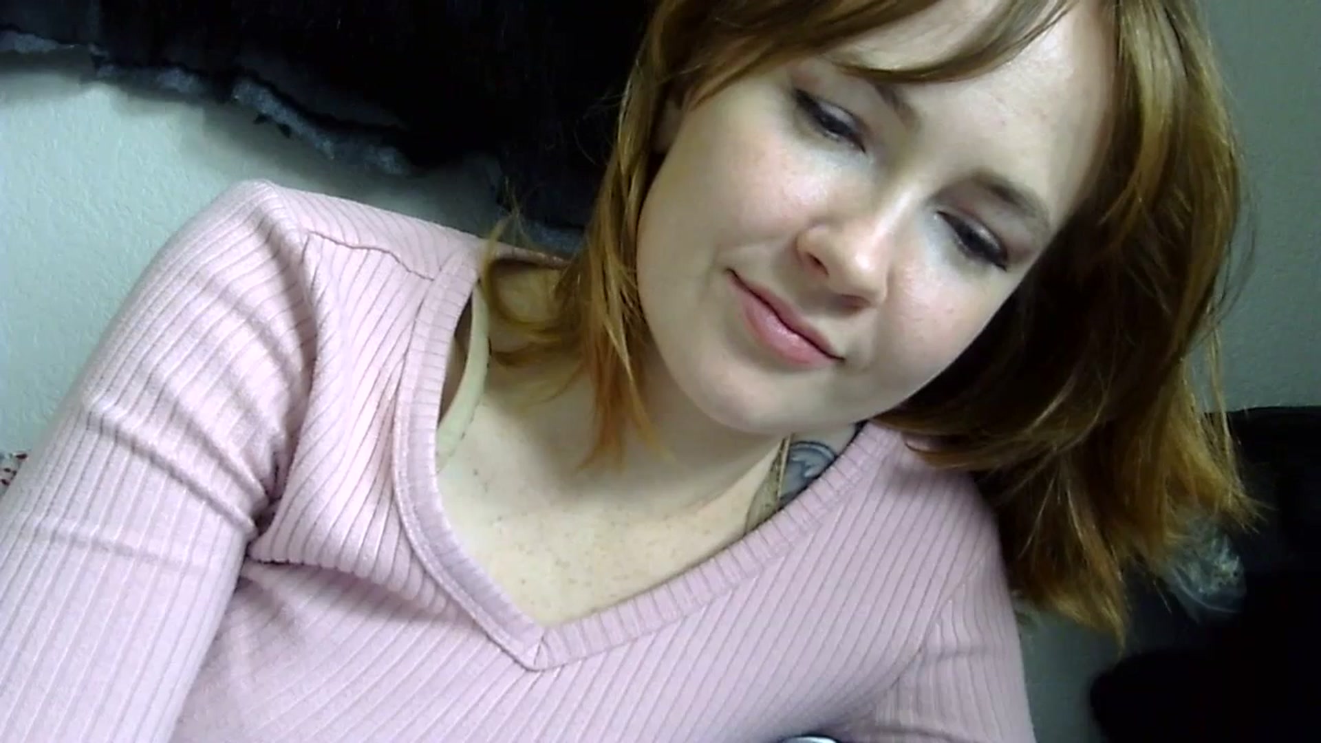 Gallery image thumbnail from KirbyCutie's myfreecams stream on, 03/14/2024, 18:39 image 14 of 20