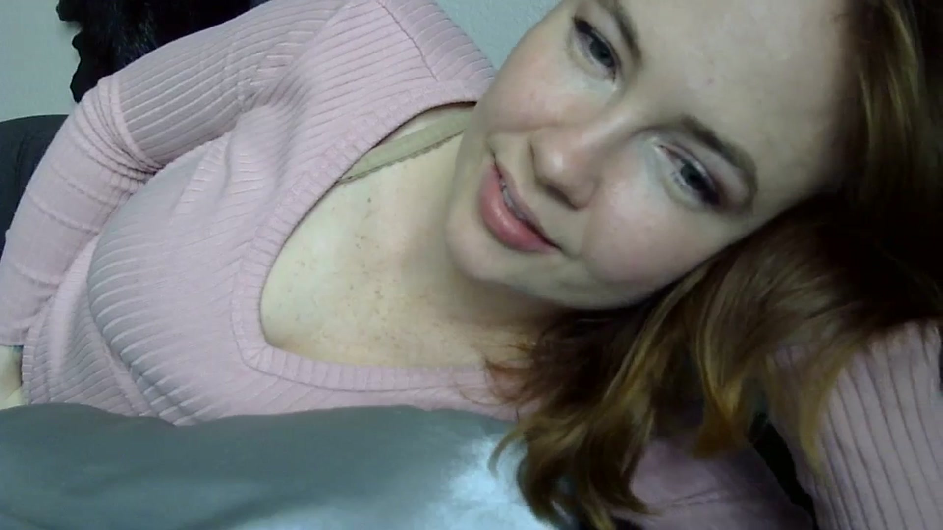 Gallery image thumbnail from KirbyCutie's myfreecams stream on, 03/14/2024, 20:29 image 2 of 20