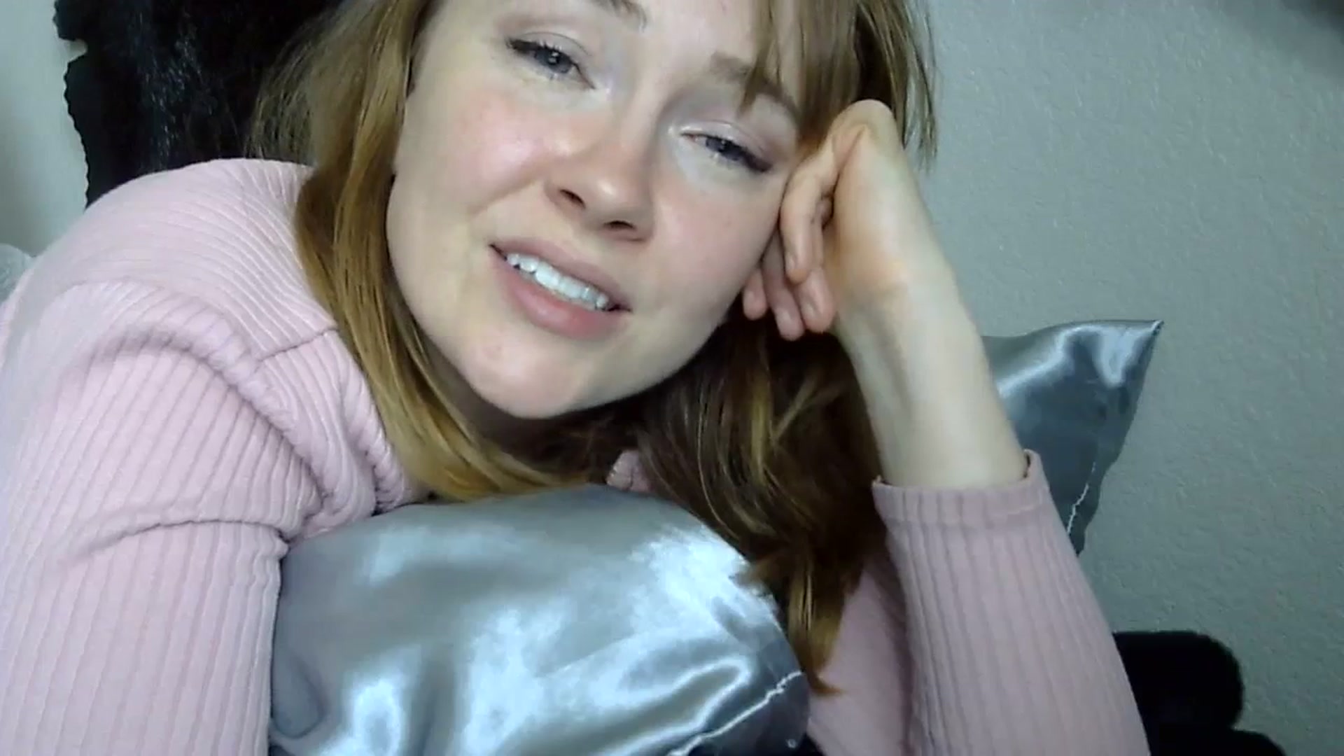 Gallery image thumbnail from KirbyCutie's myfreecams stream on, 03/14/2024, 20:29 image 12 of 20