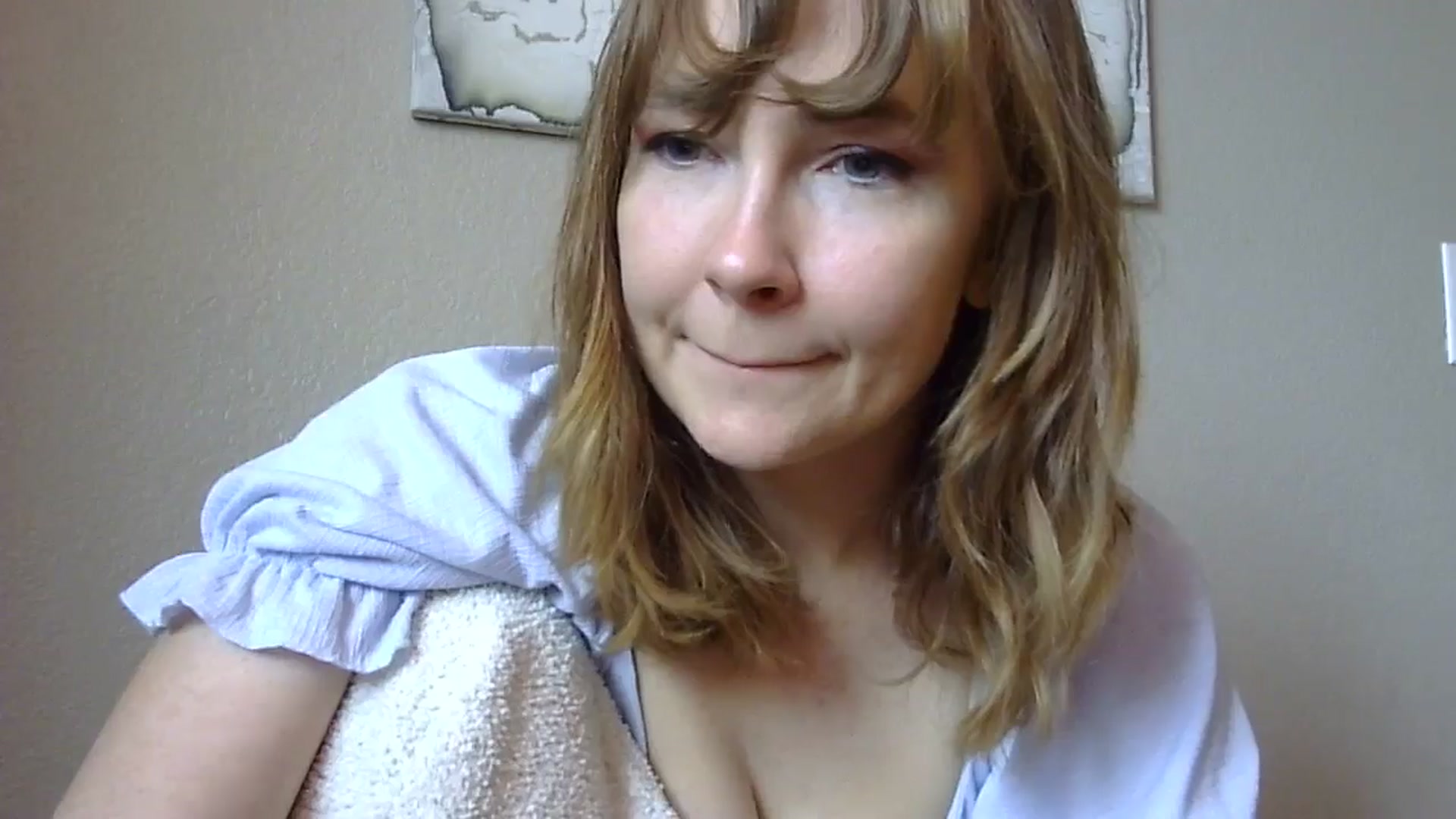 Gallery image thumbnail from KirbyCutie's myfreecams stream on, 04/27/2024, 16:48 image 15 of 20