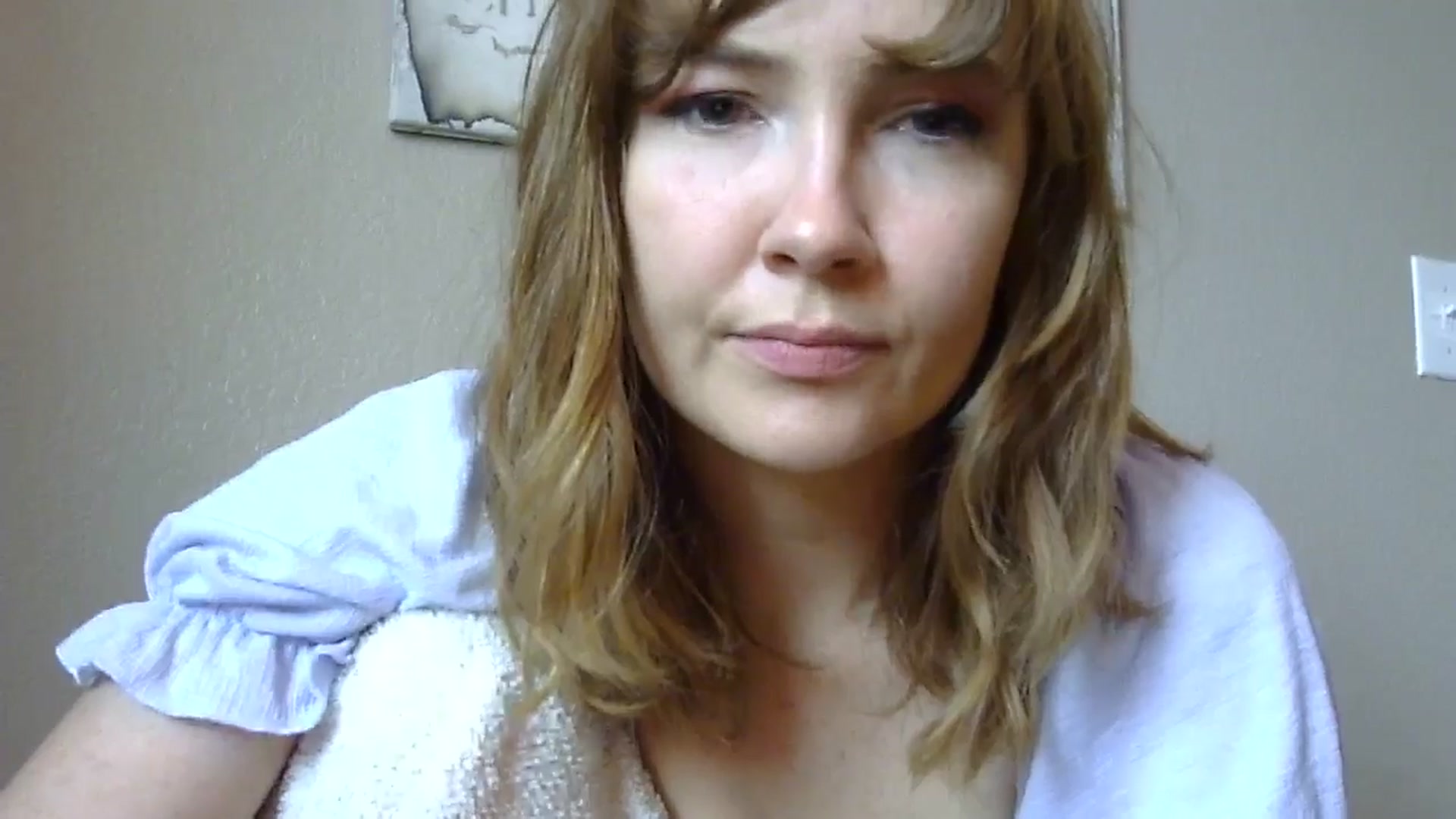 Gallery image thumbnail from KirbyCutie's myfreecams stream on, 04/27/2024, 16:48 image 18 of 20