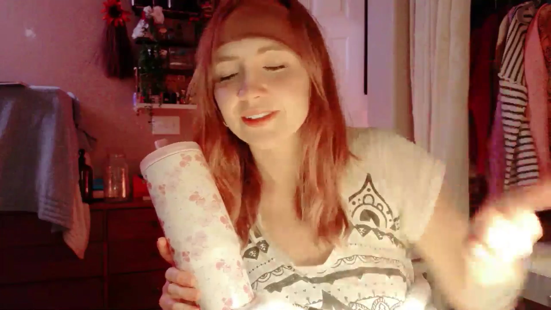 Gallery image thumbnail from KirbyCutie's myfreecams stream on, 04/30/2026, 06:04 image 17 of 20