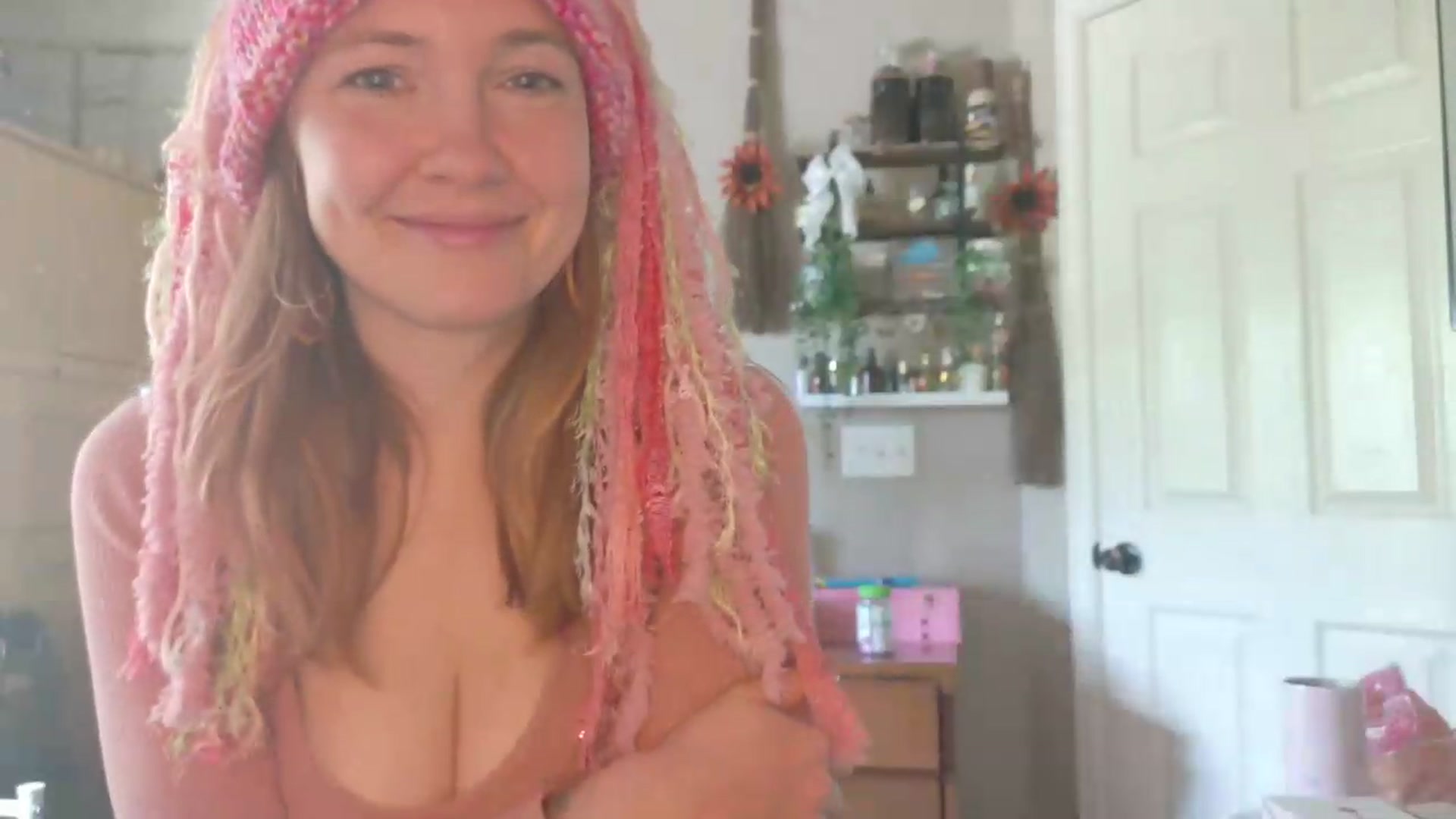 Gallery image thumbnail from KirbyCutie's myfreecams stream on, 05/21/2026, 18:51 image 7 of 20