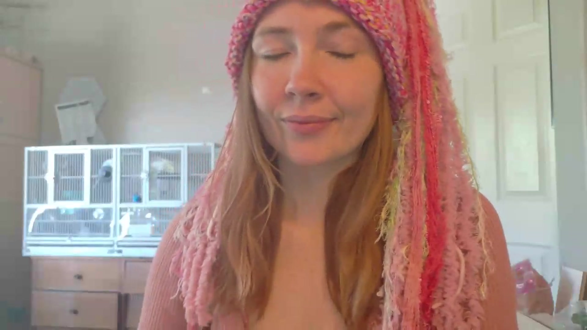 Gallery image thumbnail from KirbyCutie's myfreecams stream on, 05/21/2026, 18:51 image 17 of 20